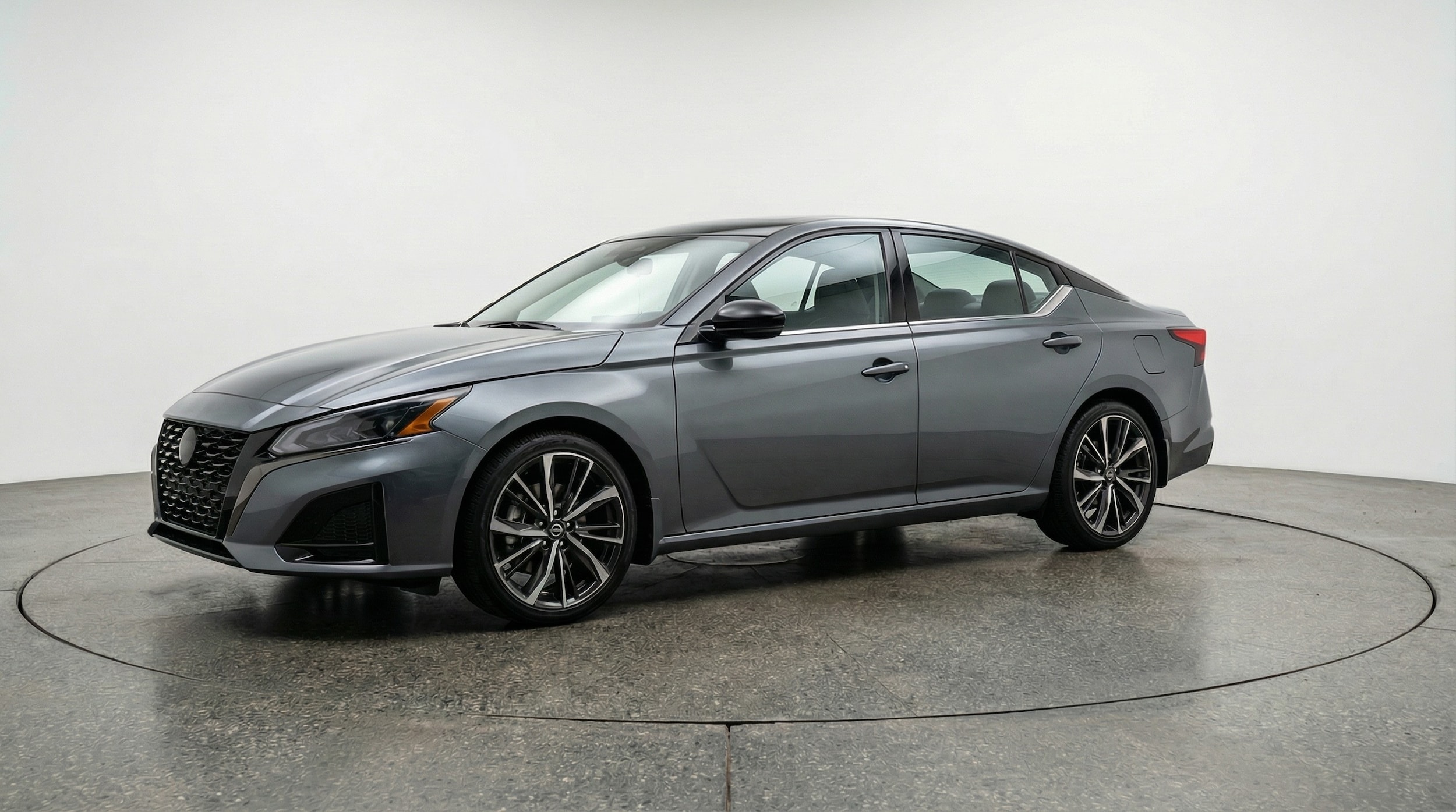 Thumbnail: 2025 Nissan Altima - 3