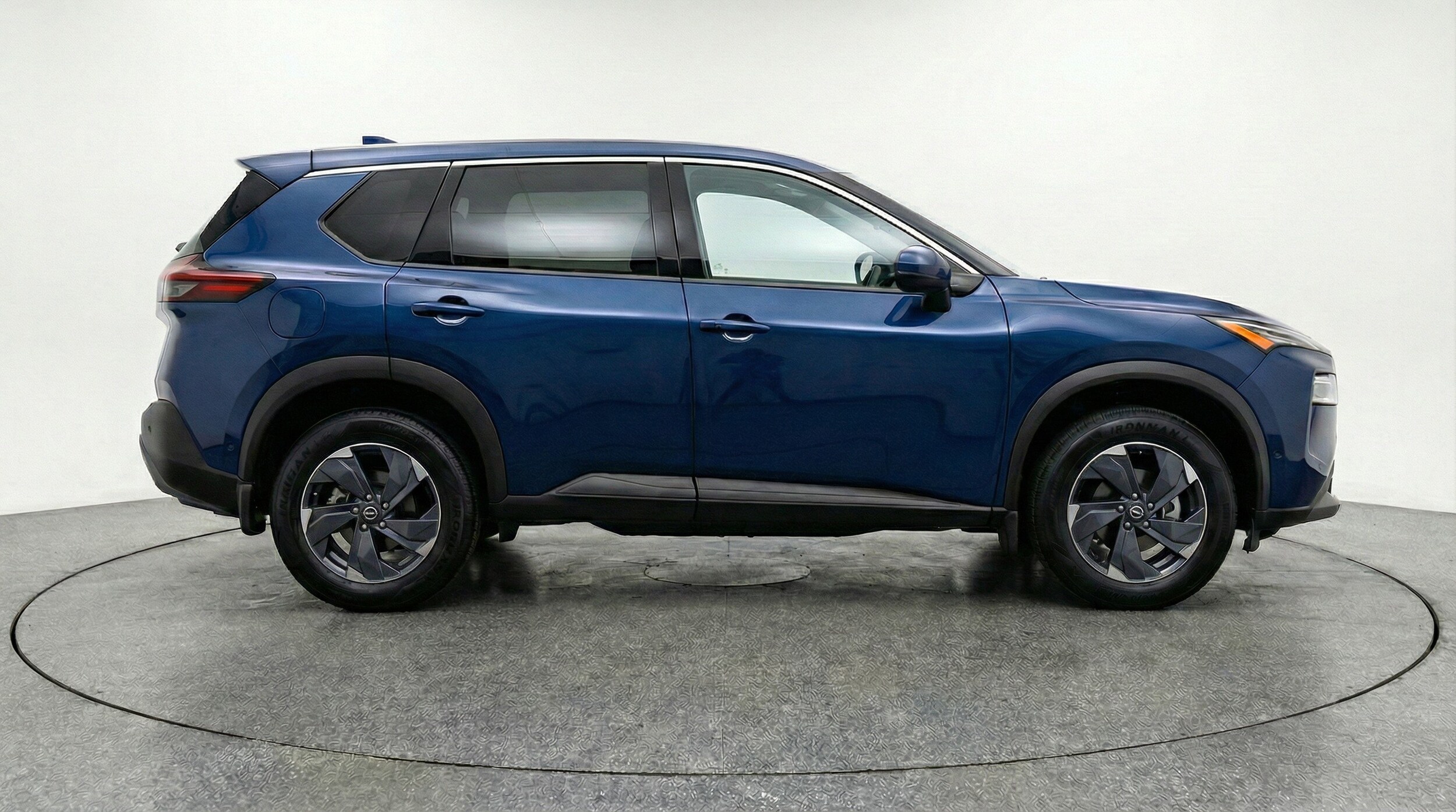 Thumbnail: 2025 Nissan Rogue - 11