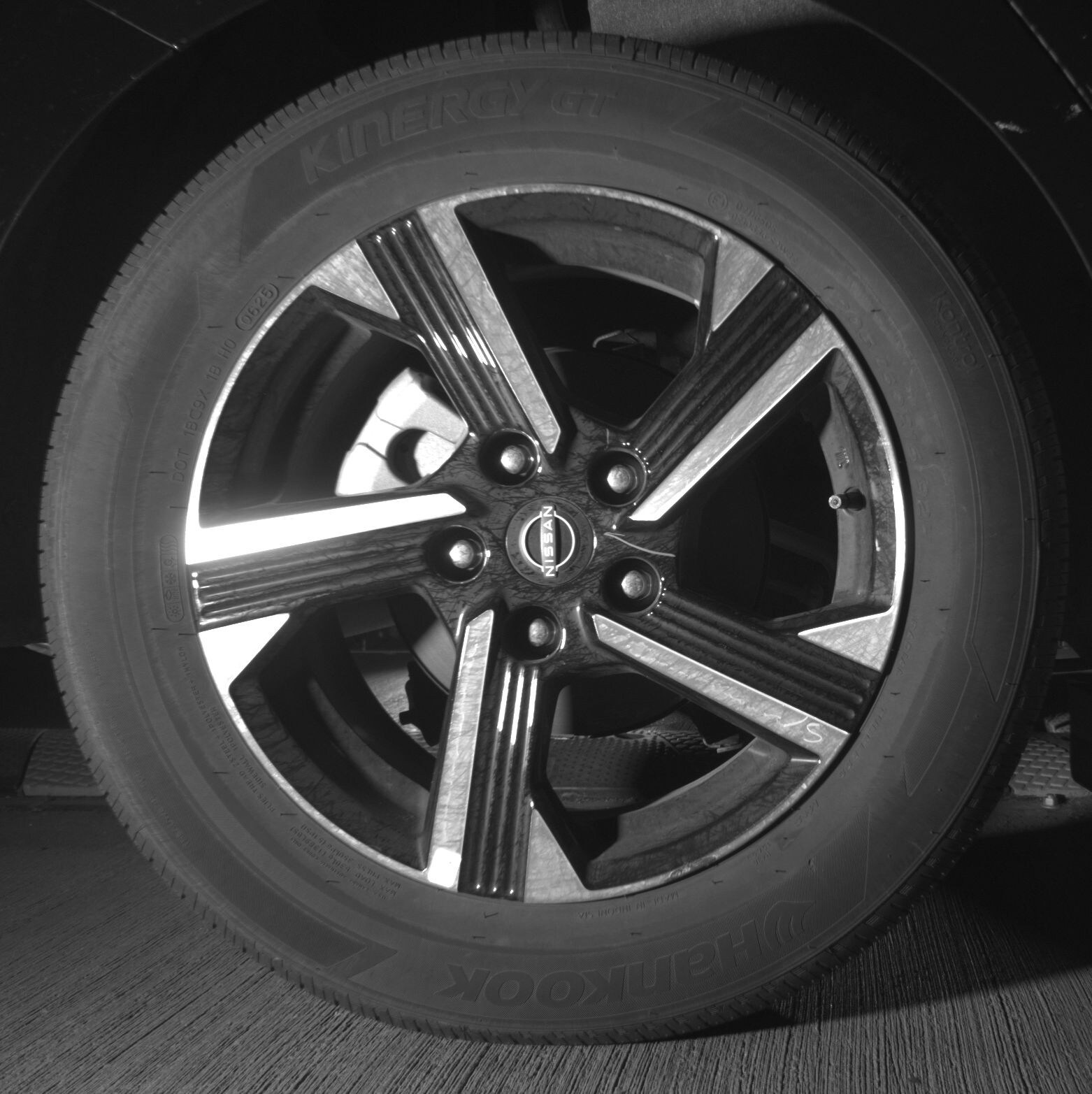 Thumbnail: 2025 Nissan Sentra - 12