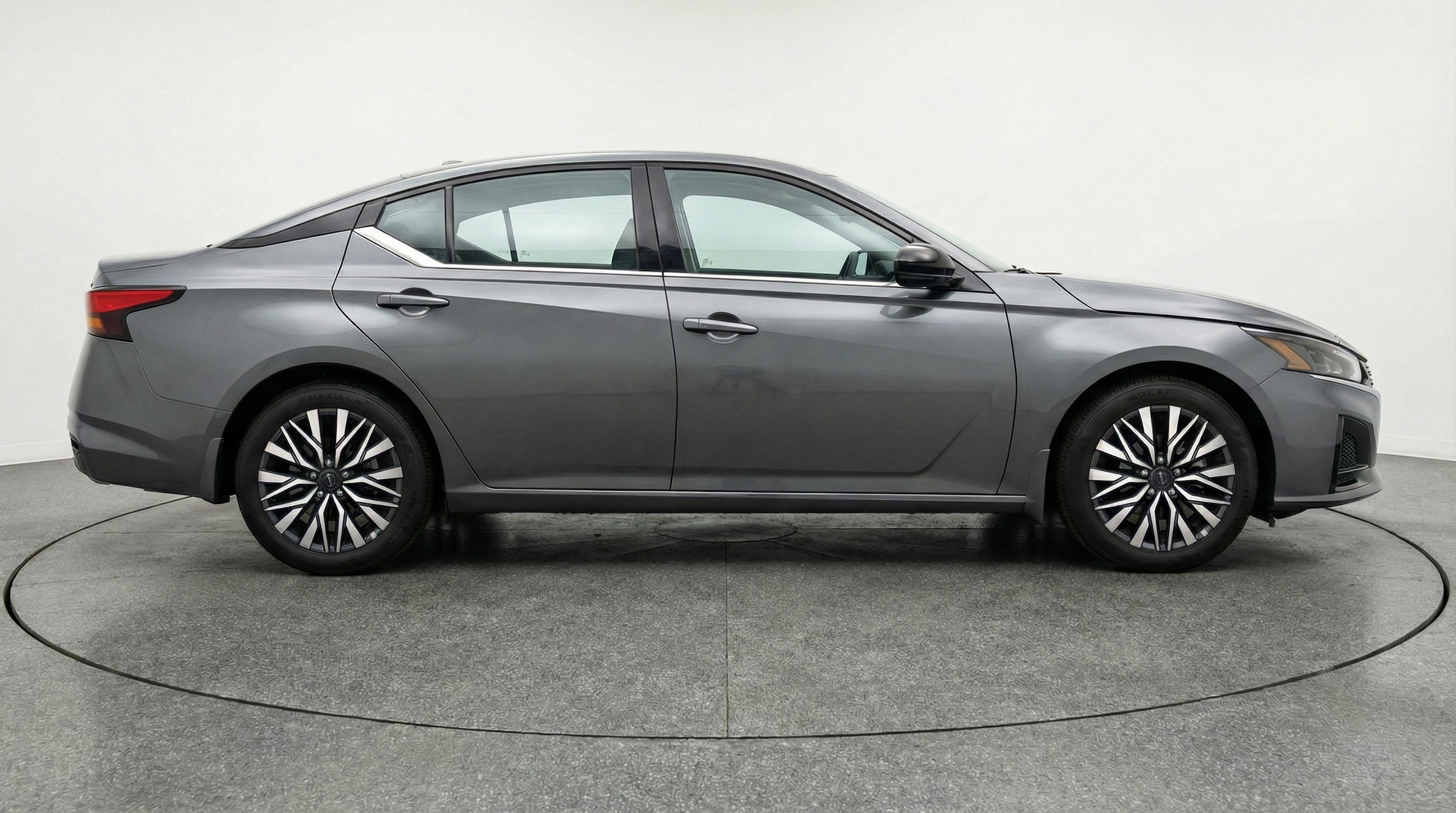 Thumbnail: 2025 Nissan Altima - 8