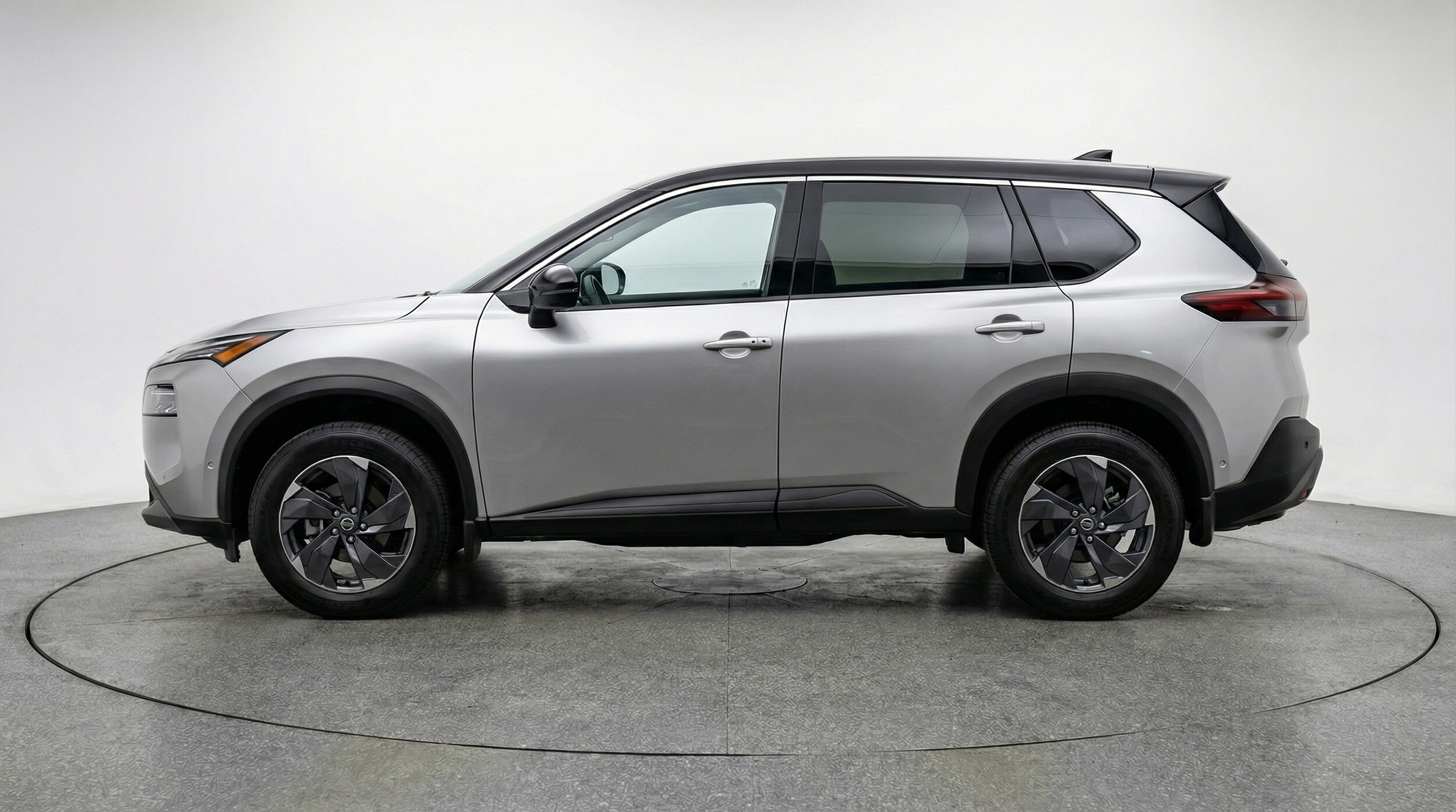 Thumbnail: 2025 Nissan Rogue - 4