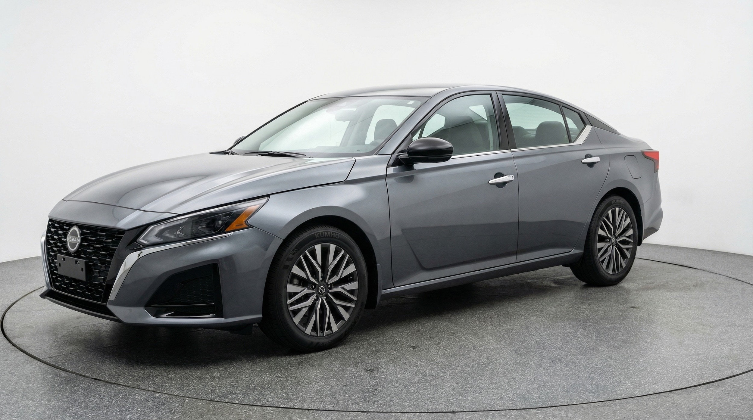 Thumbnail: 2025 Nissan Altima - 3