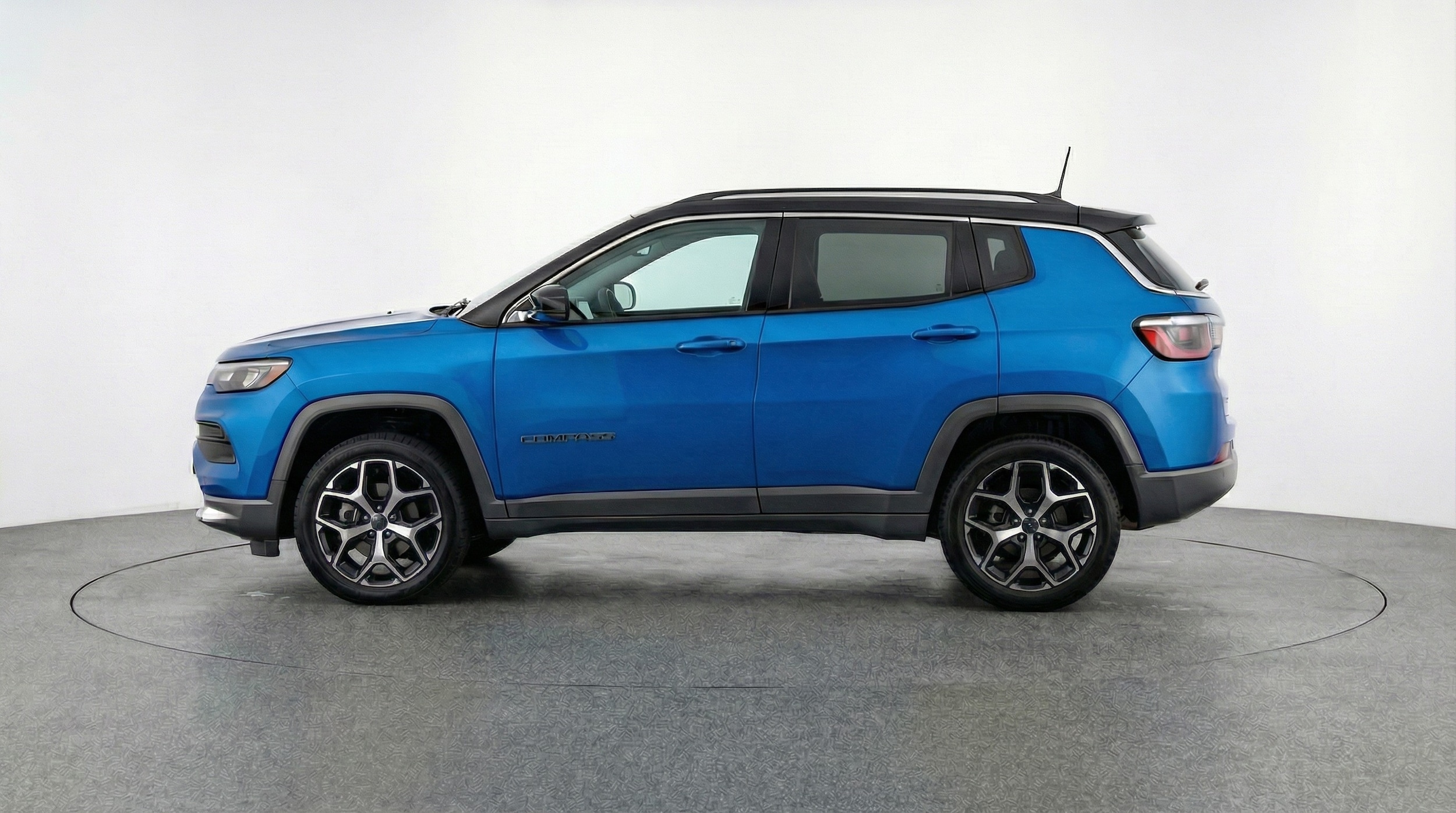 Thumbnail: 2025 Jeep Compass - 4