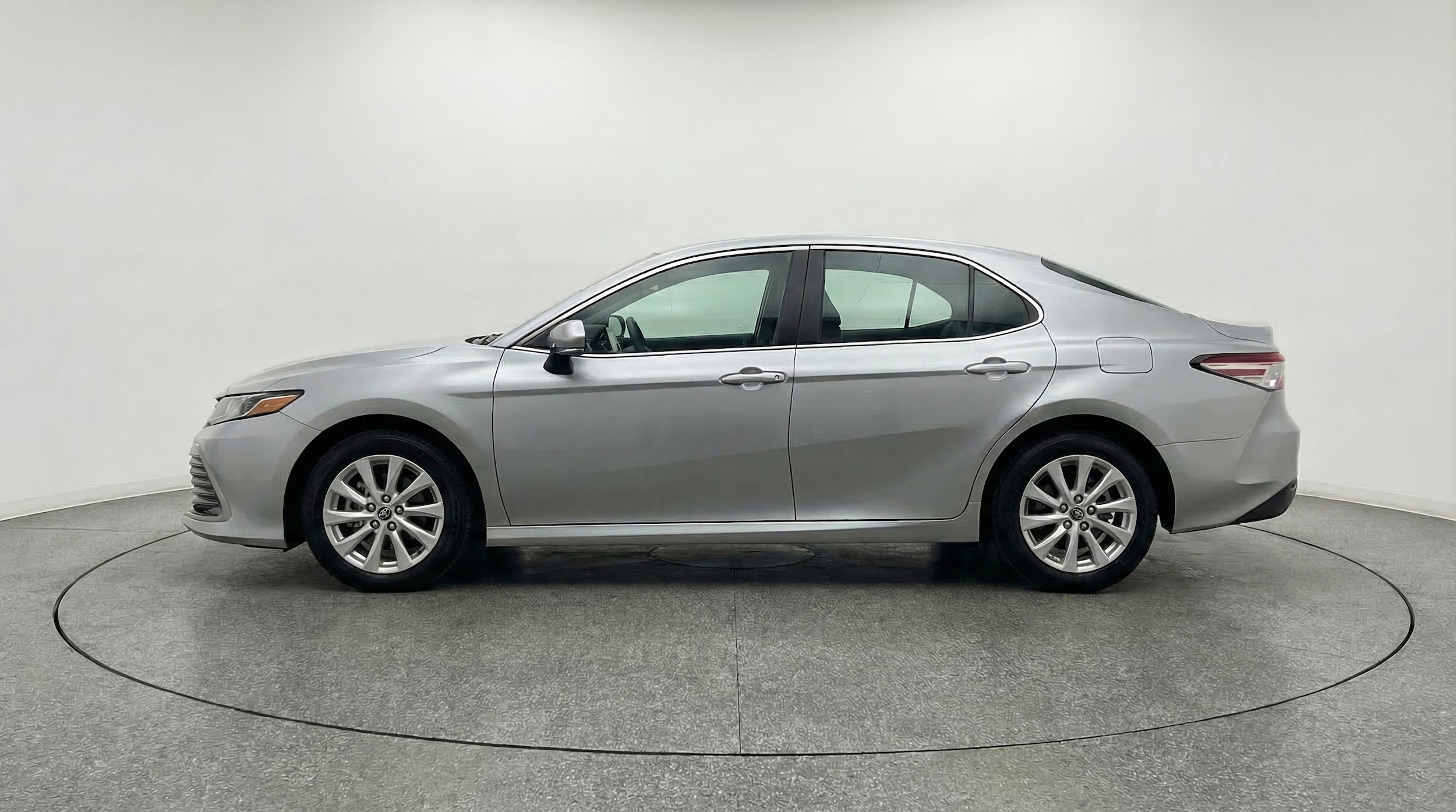 Thumbnail: 2025 Toyota Camry - 4