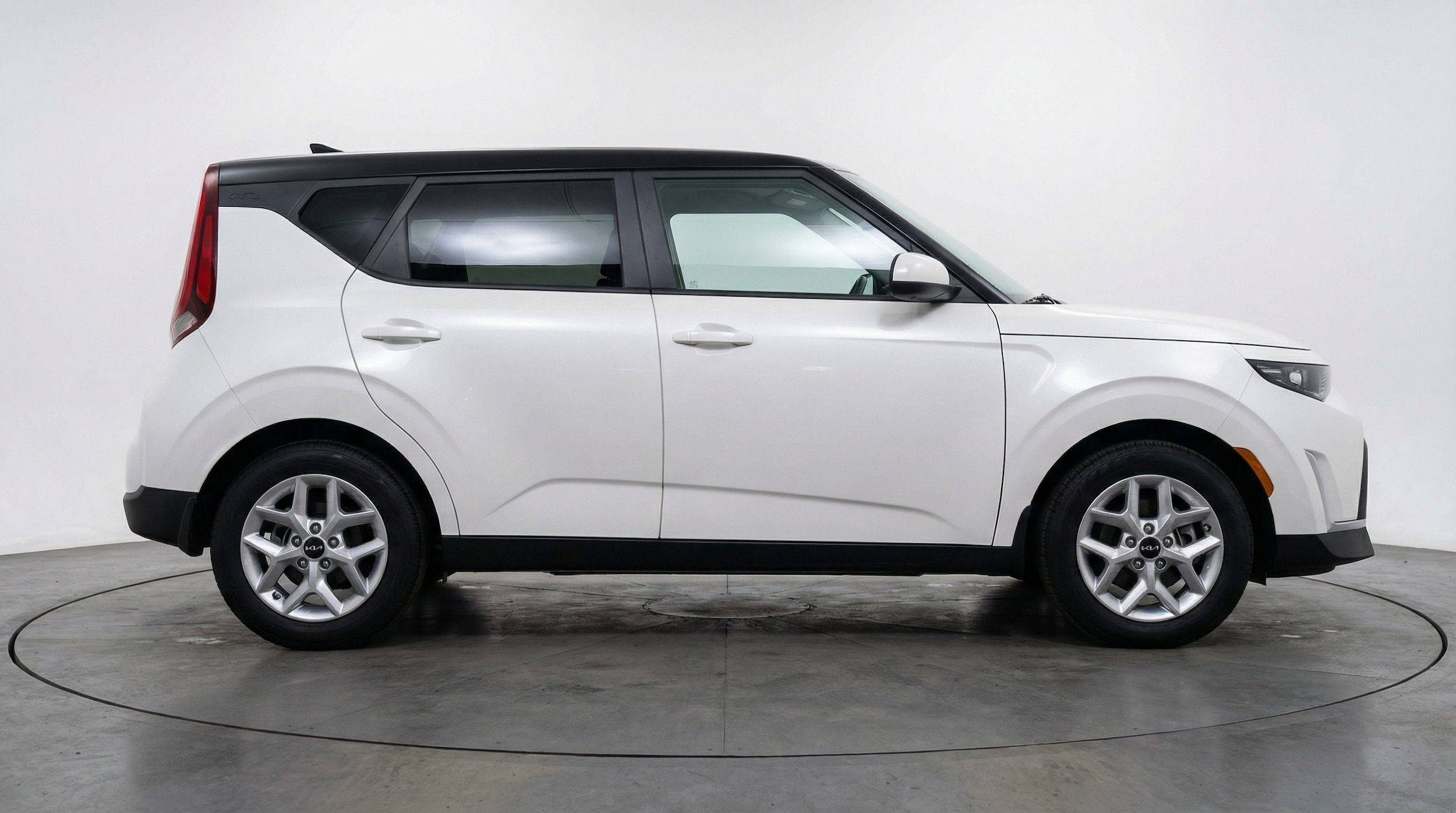 Thumbnail: 2025 Kia Soul - 8