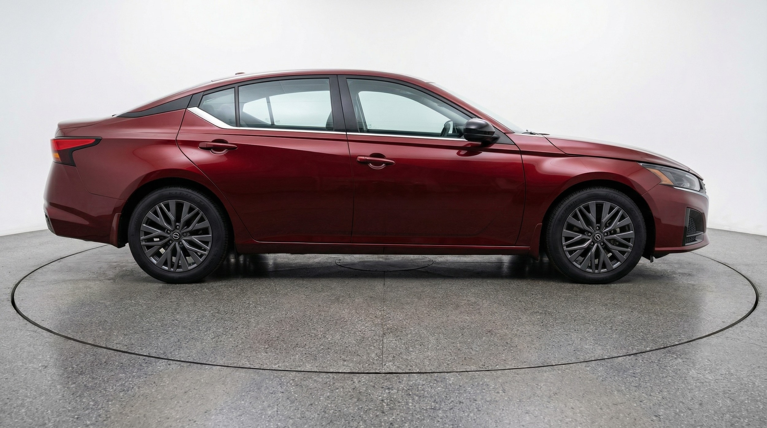 Thumbnail: 2025 Nissan Altima - 8