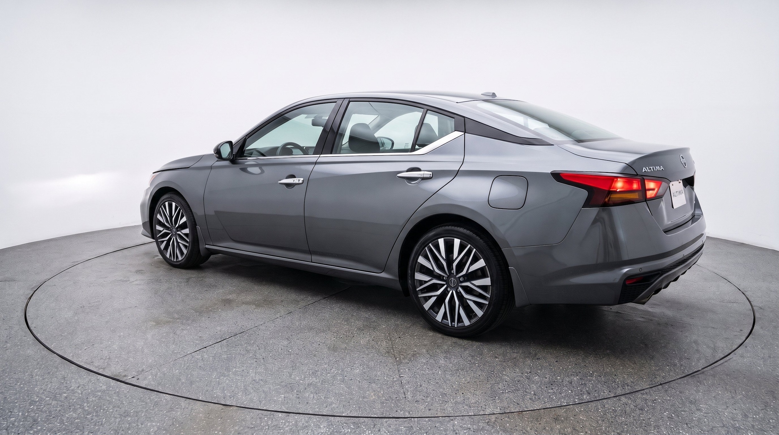 Thumbnail: 2025 Nissan Altima - 6