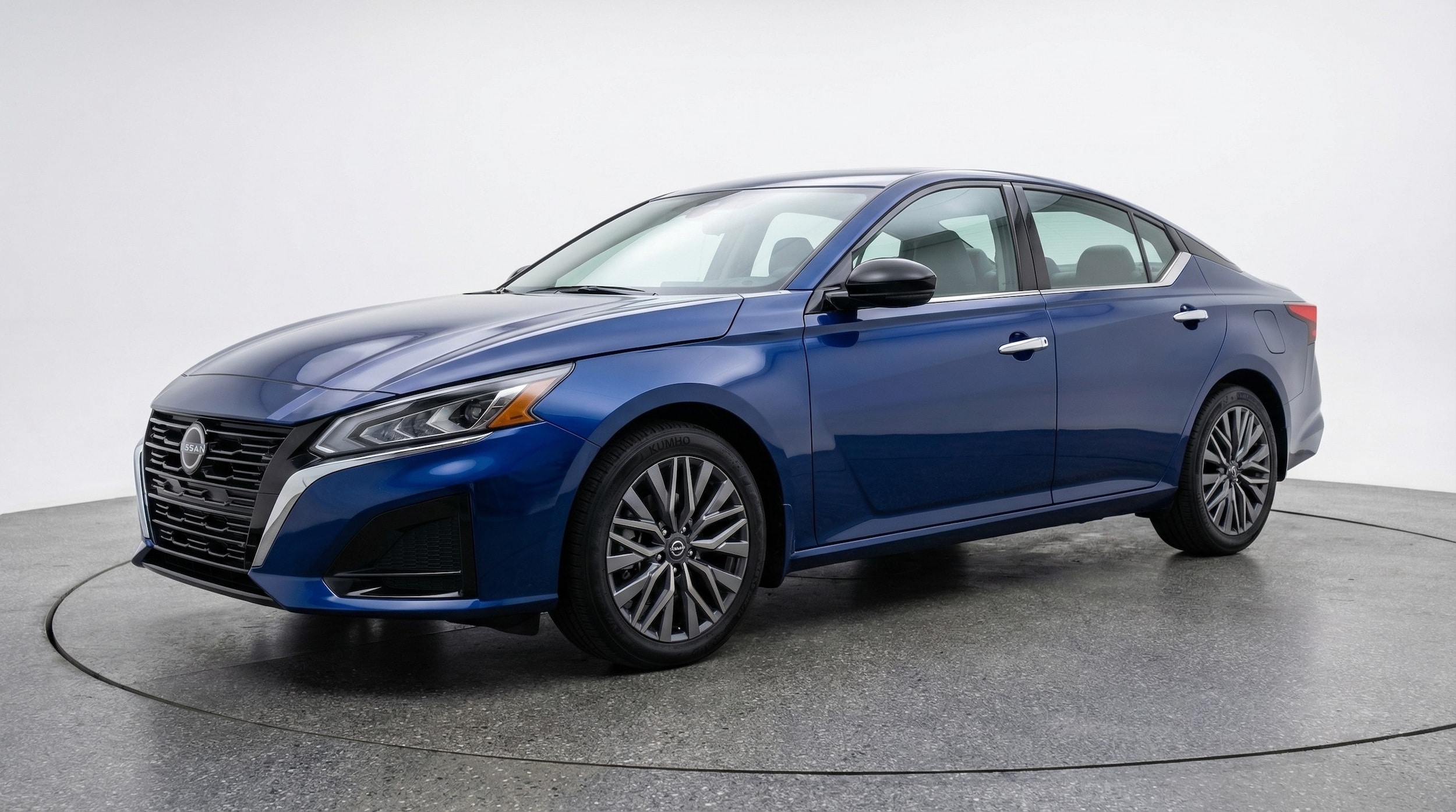 Thumbnail: 2025 Nissan Altima - 3