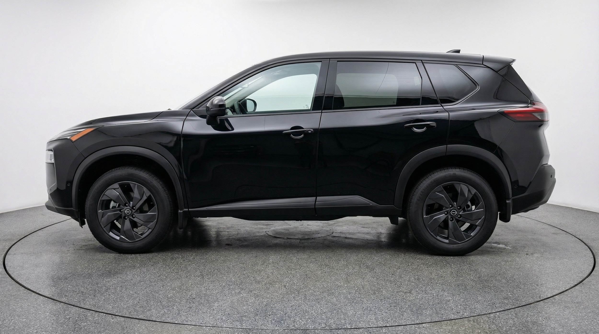 Thumbnail: 2025 Nissan Rogue - 4