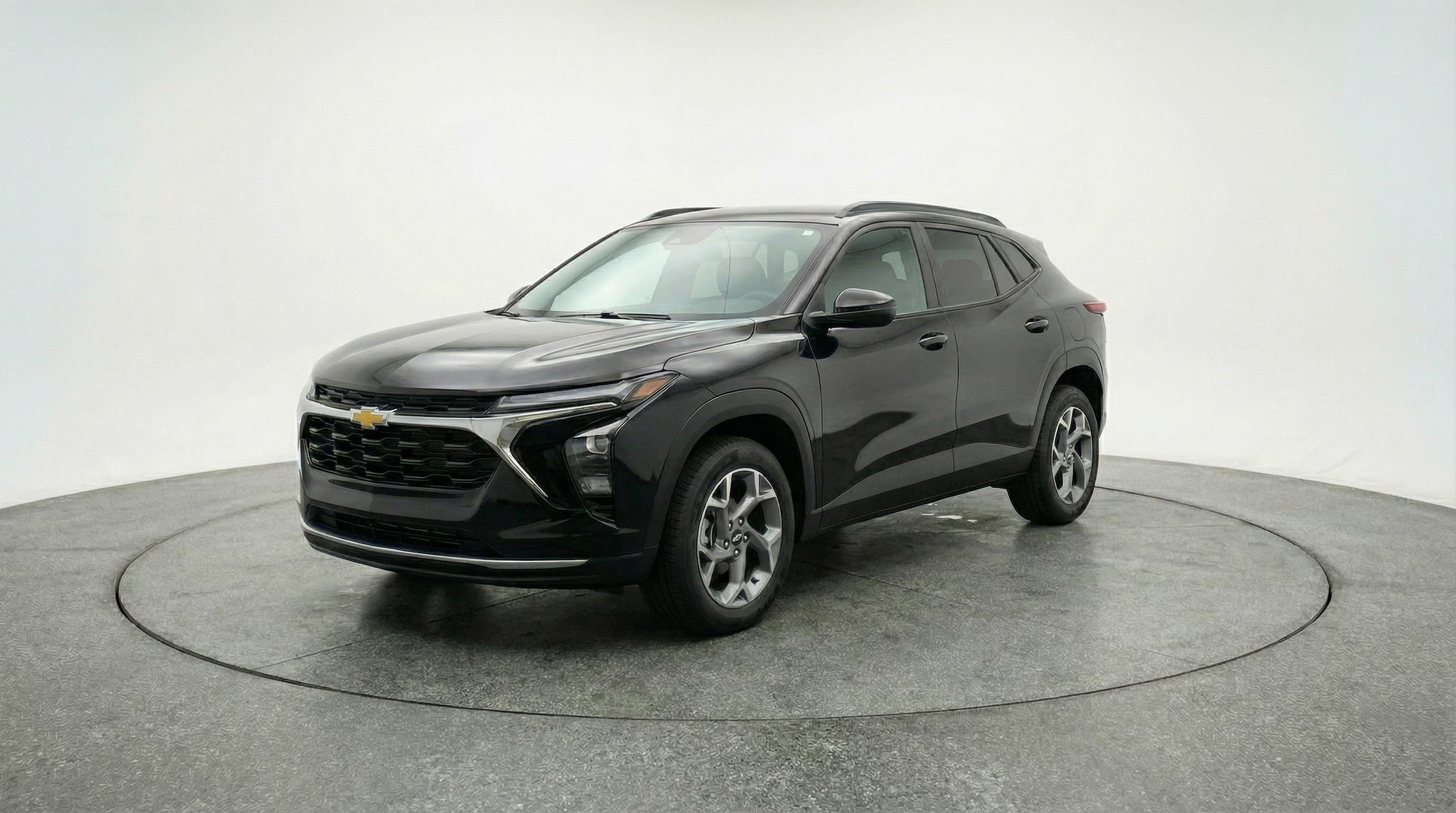 Thumbnail: 2025 Chevrolet Trax - 3