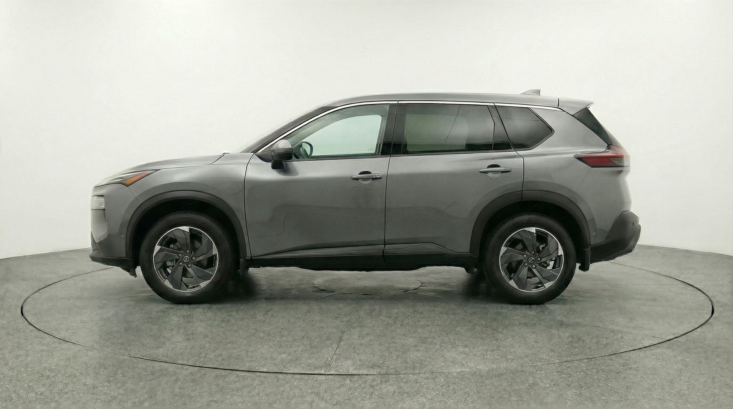 Thumbnail: 2025 Nissan Rogue - 4