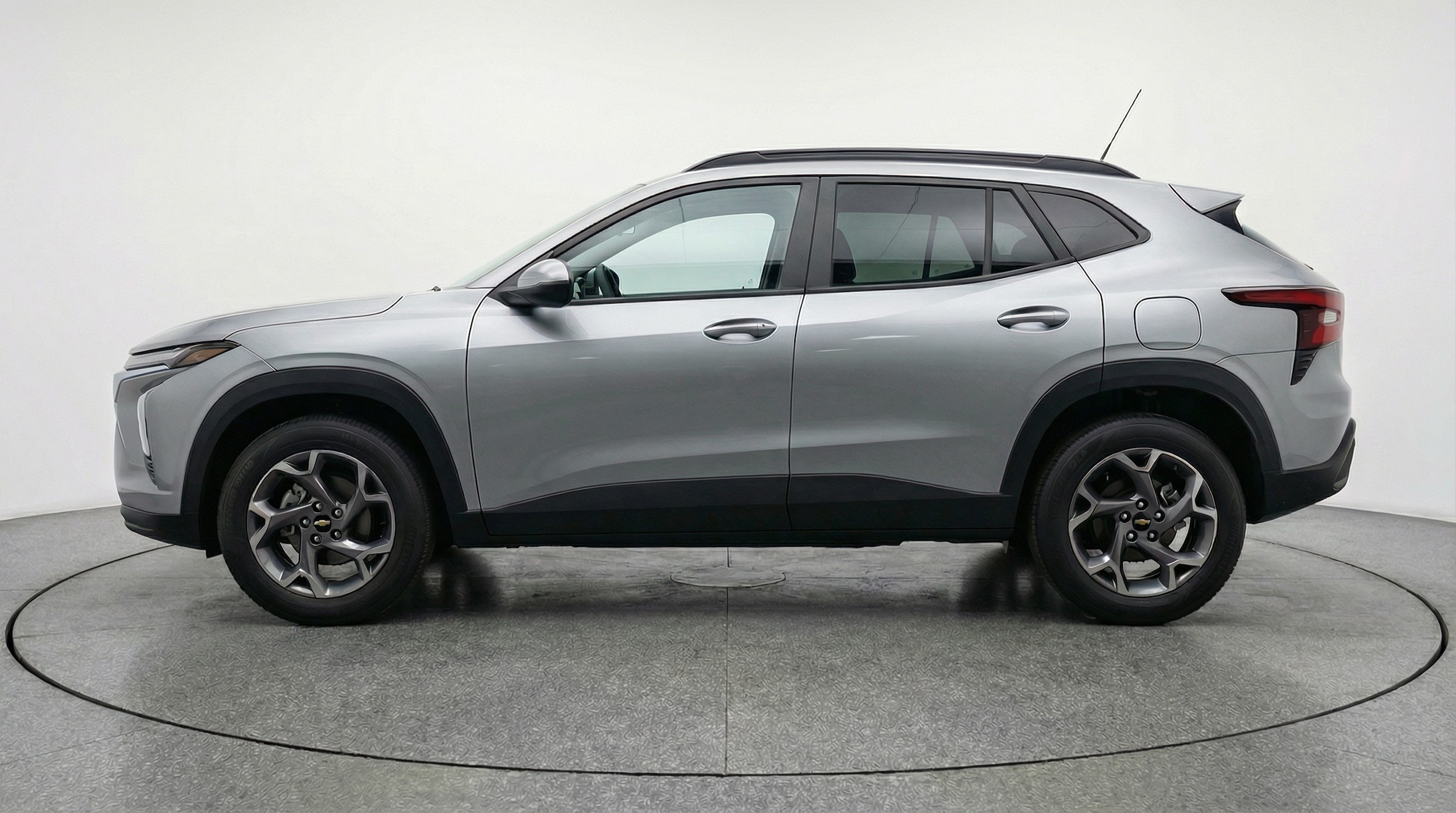 Thumbnail: 2025 Chevrolet Trax - 4