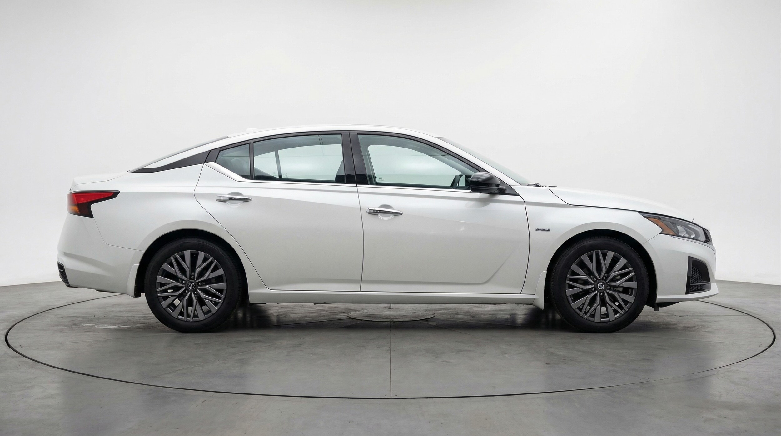 Thumbnail: 2025 Nissan Altima - 8