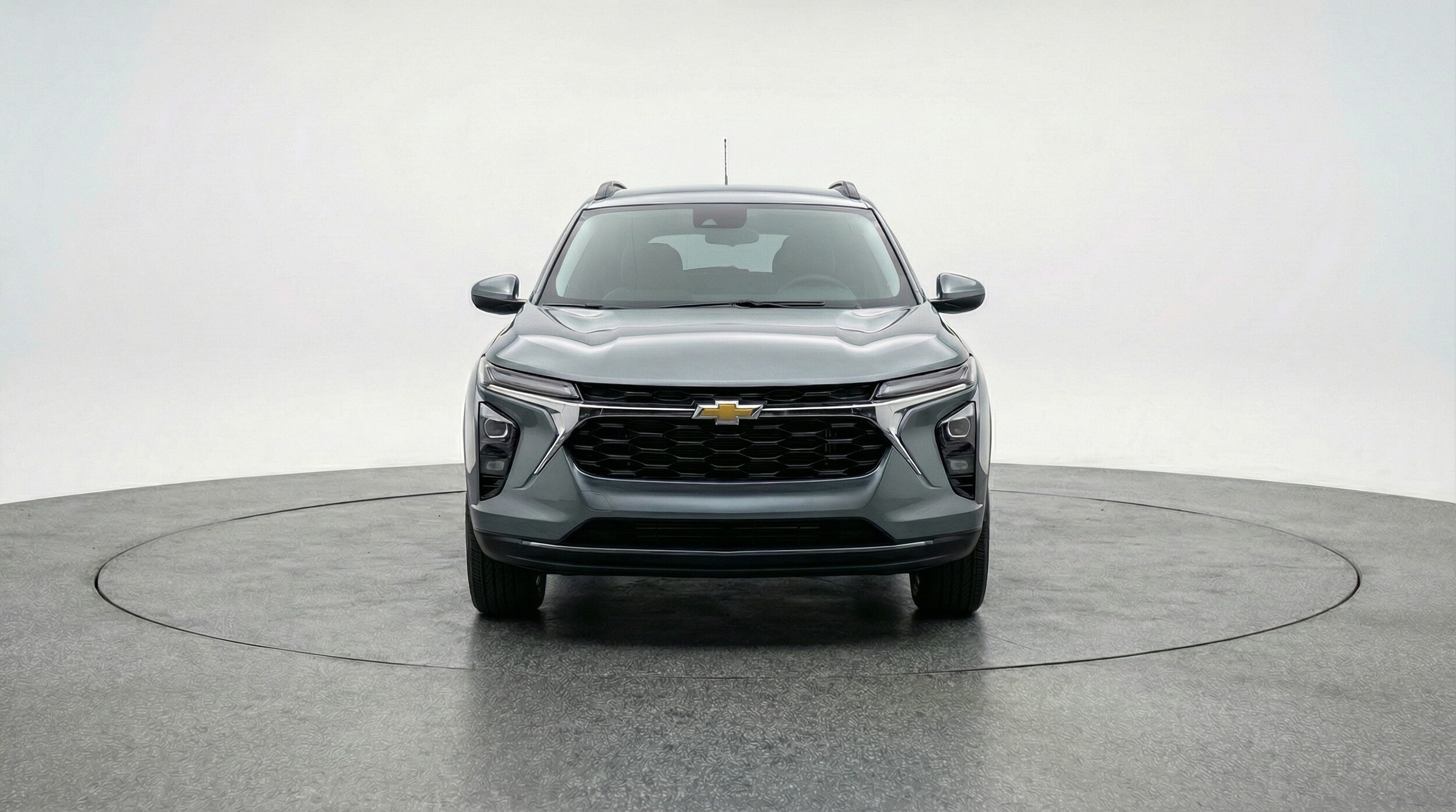 Thumbnail: 2025 Chevrolet Trax - 2