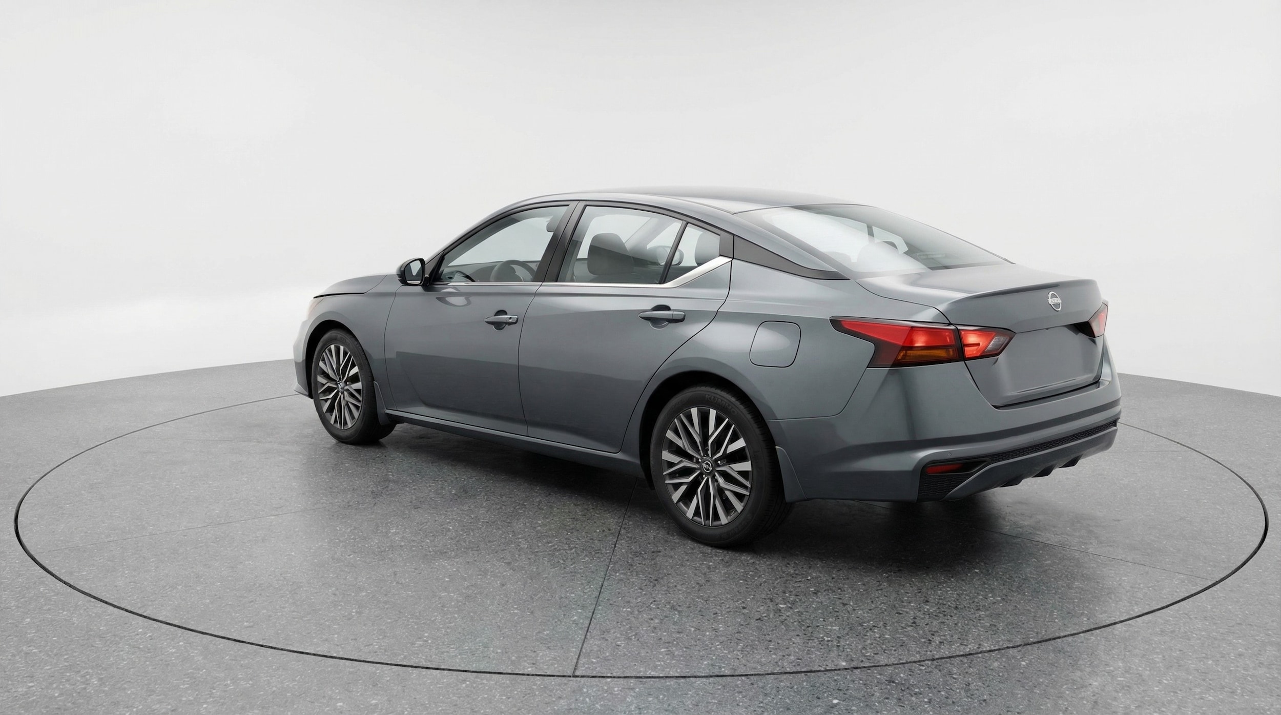 Thumbnail: 2025 Nissan Altima - 5