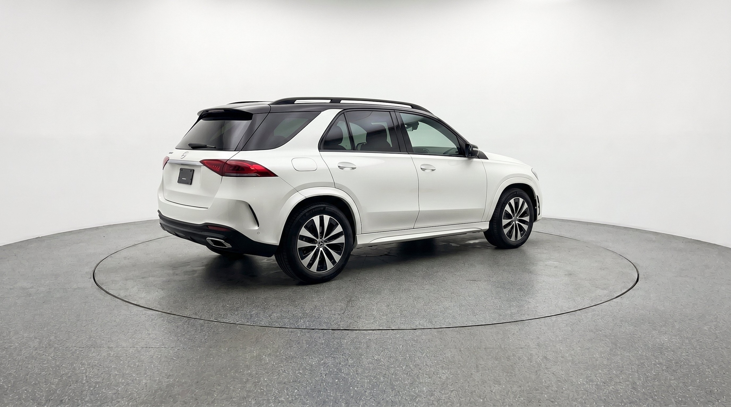 Thumbnail: 2026 Mercedes-Benz GLE - 9