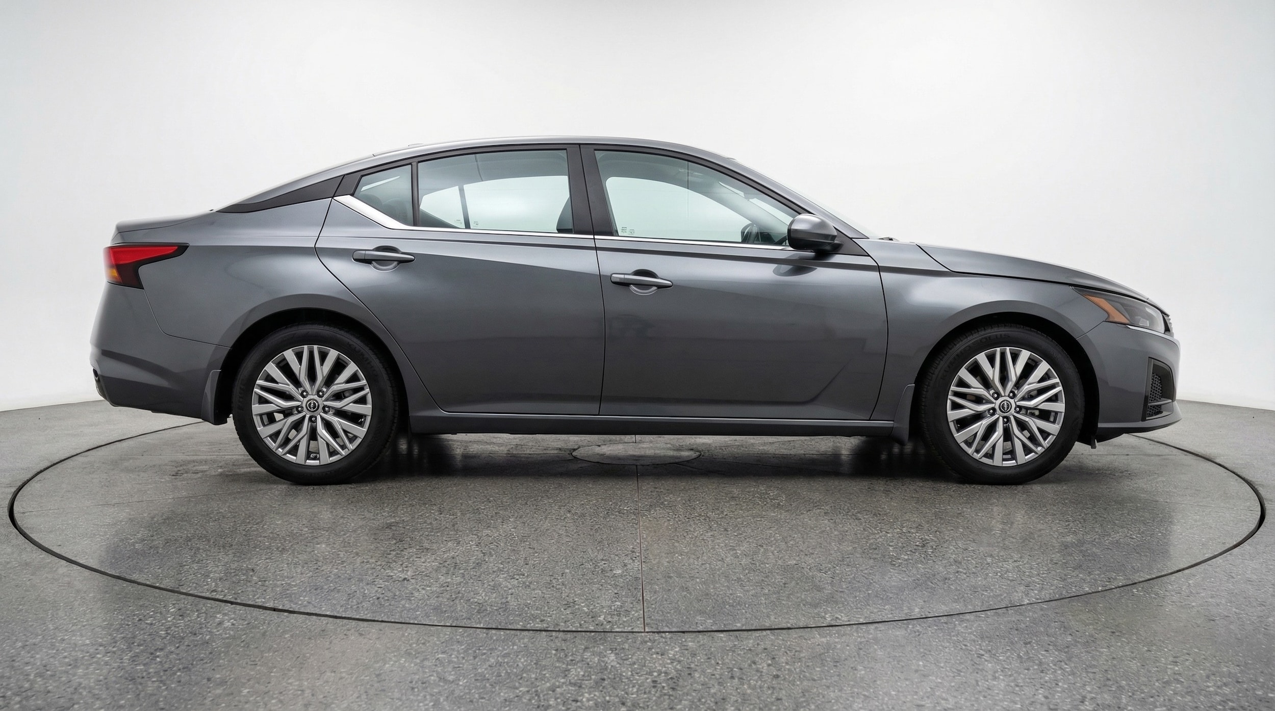 Thumbnail: 2025 Nissan Altima - 8