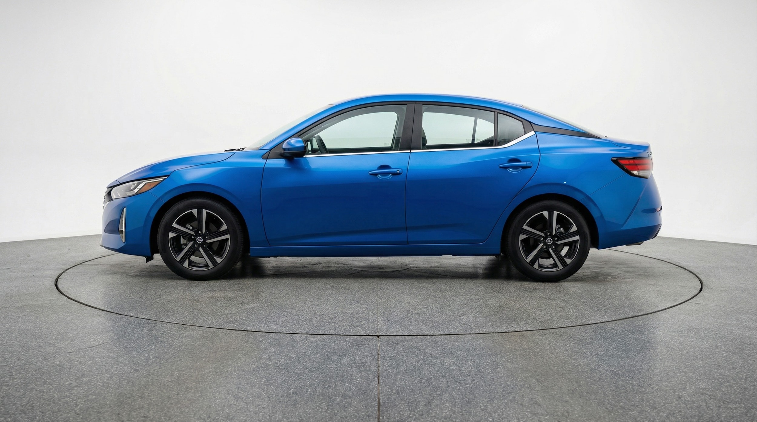 Thumbnail: 2025 Nissan Sentra - 4