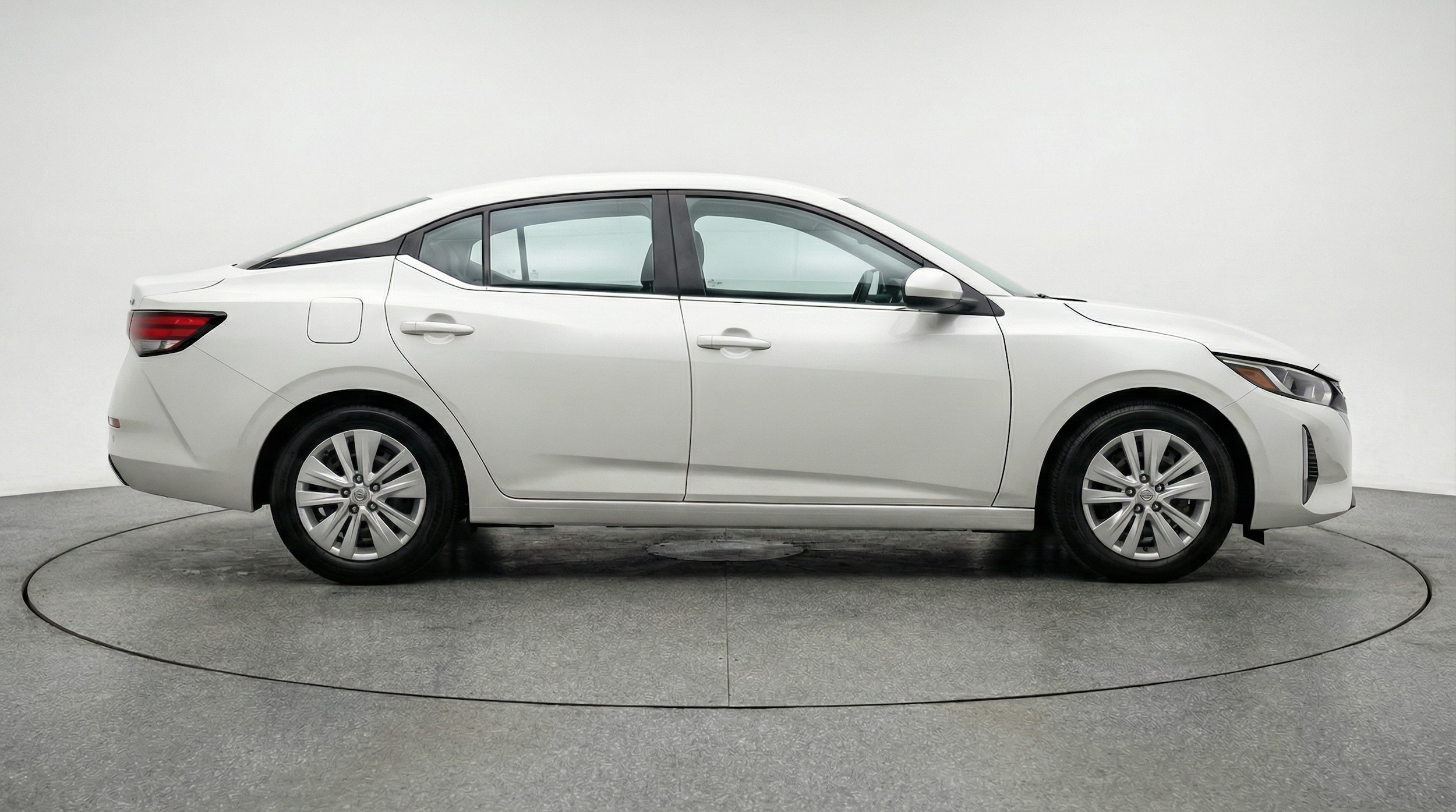 Thumbnail: 2025 Nissan Sentra - 8