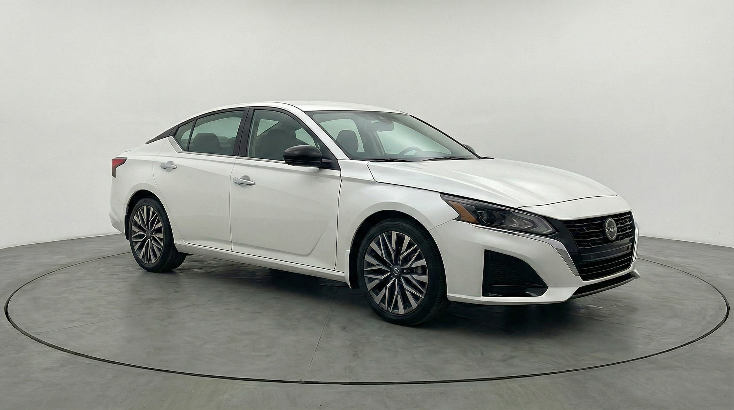 Thumbnail: 2025 Nissan Altima - 1