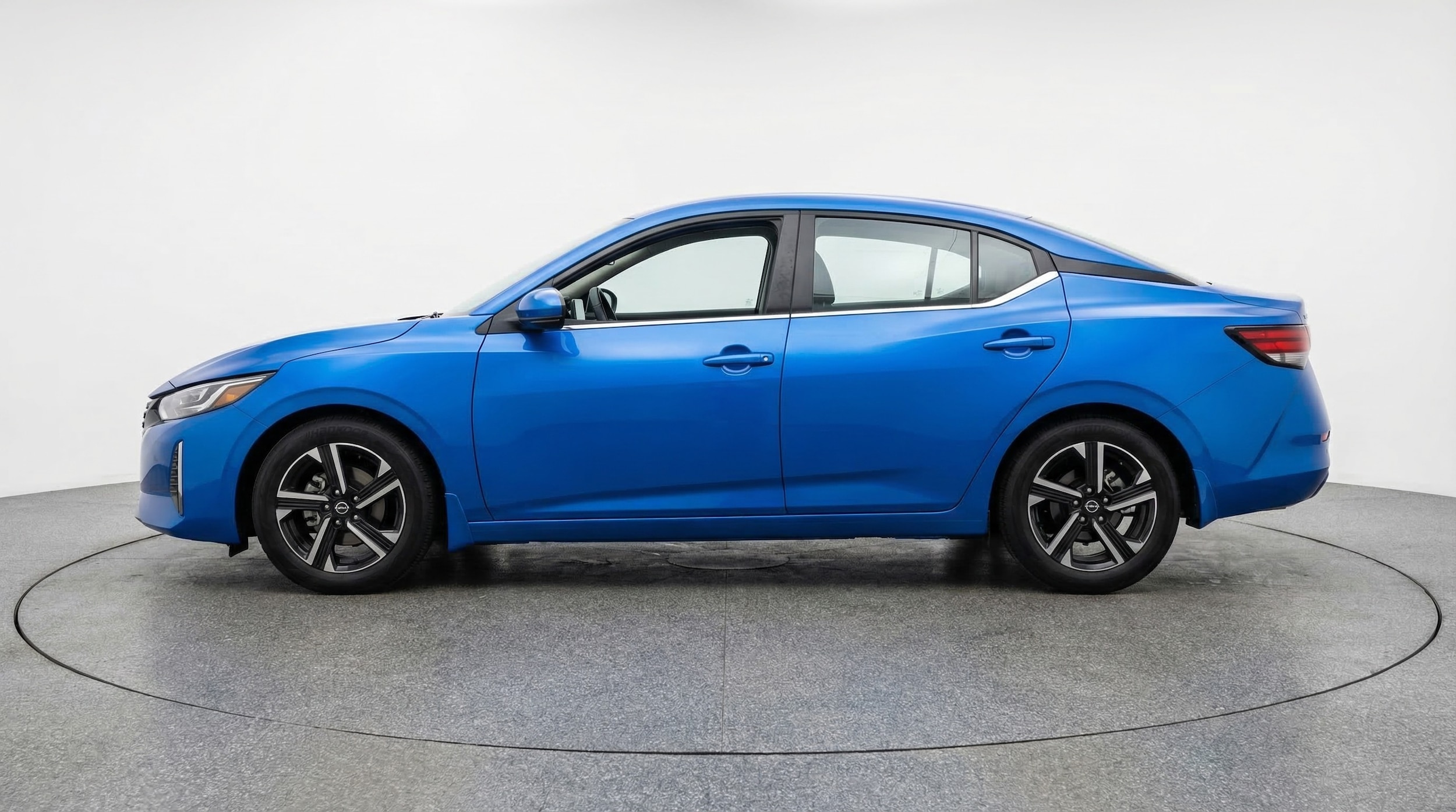 Thumbnail: 2025 Nissan Sentra - 4