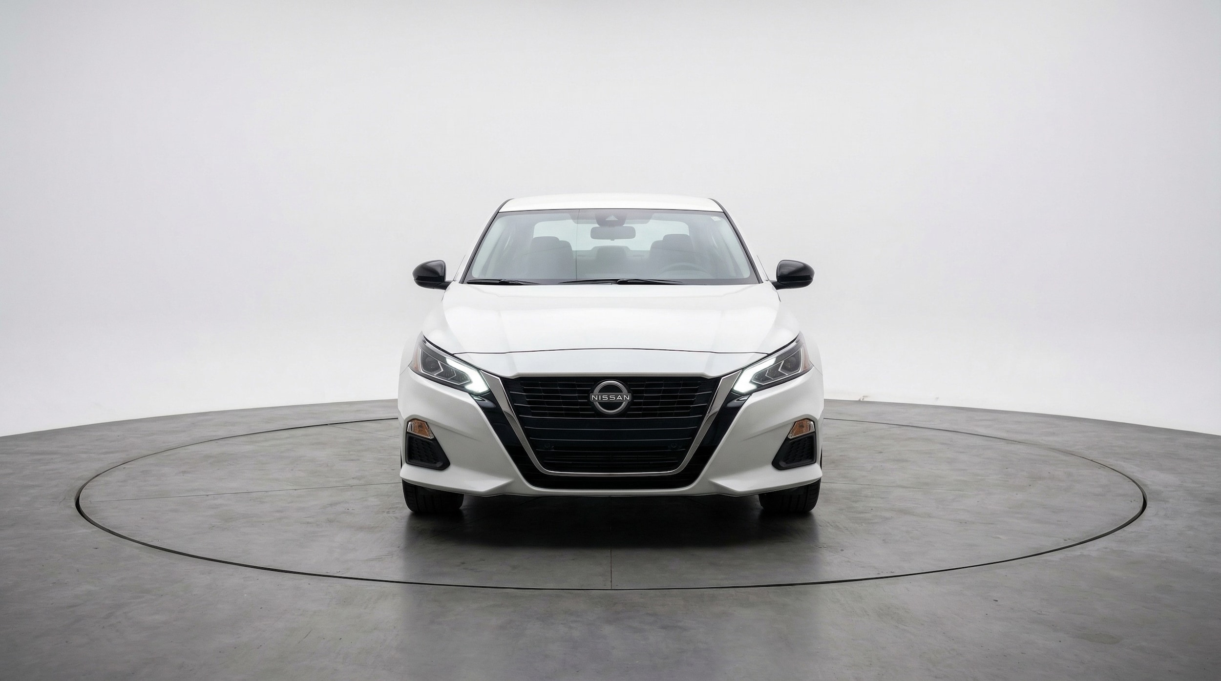 Thumbnail: 2025 Nissan Altima - 2