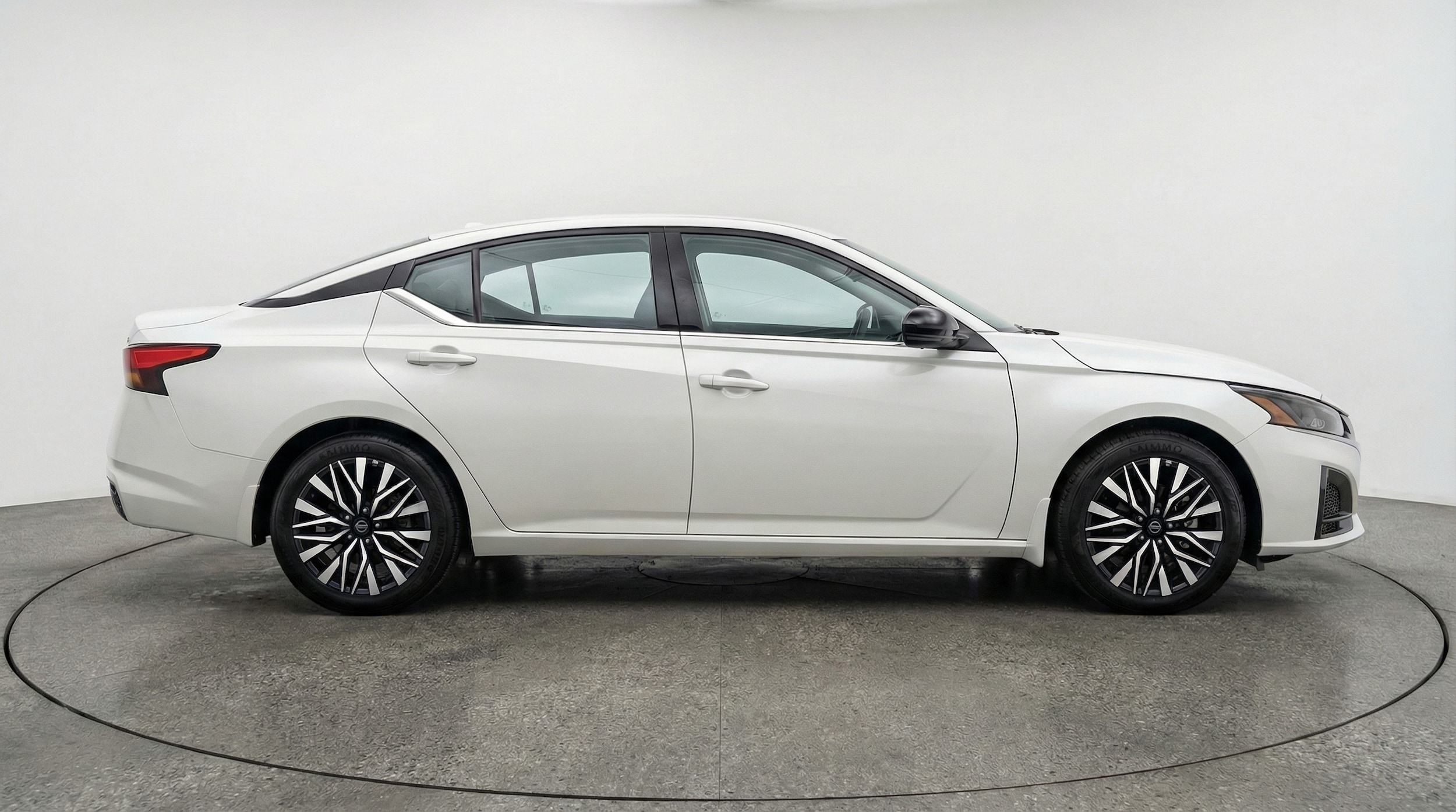 Thumbnail: 2025 Nissan Altima - 8