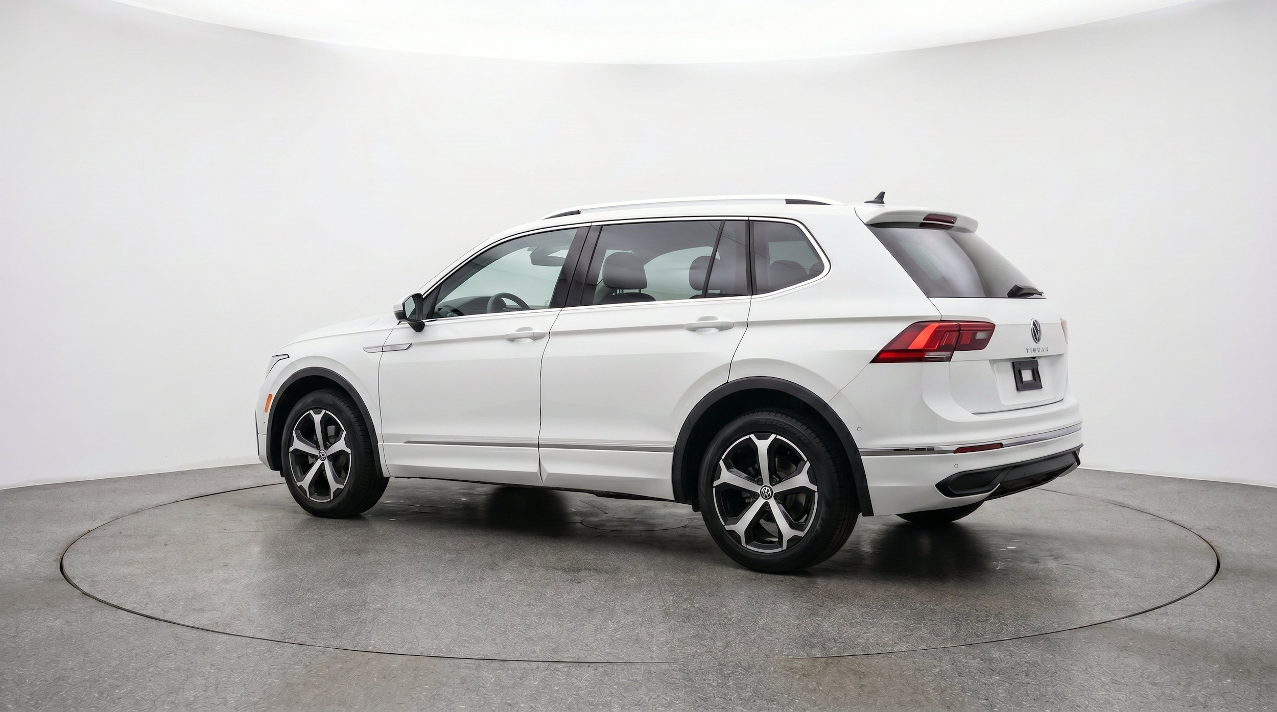 Thumbnail: 2026 Volkswagen Tiguan - 6