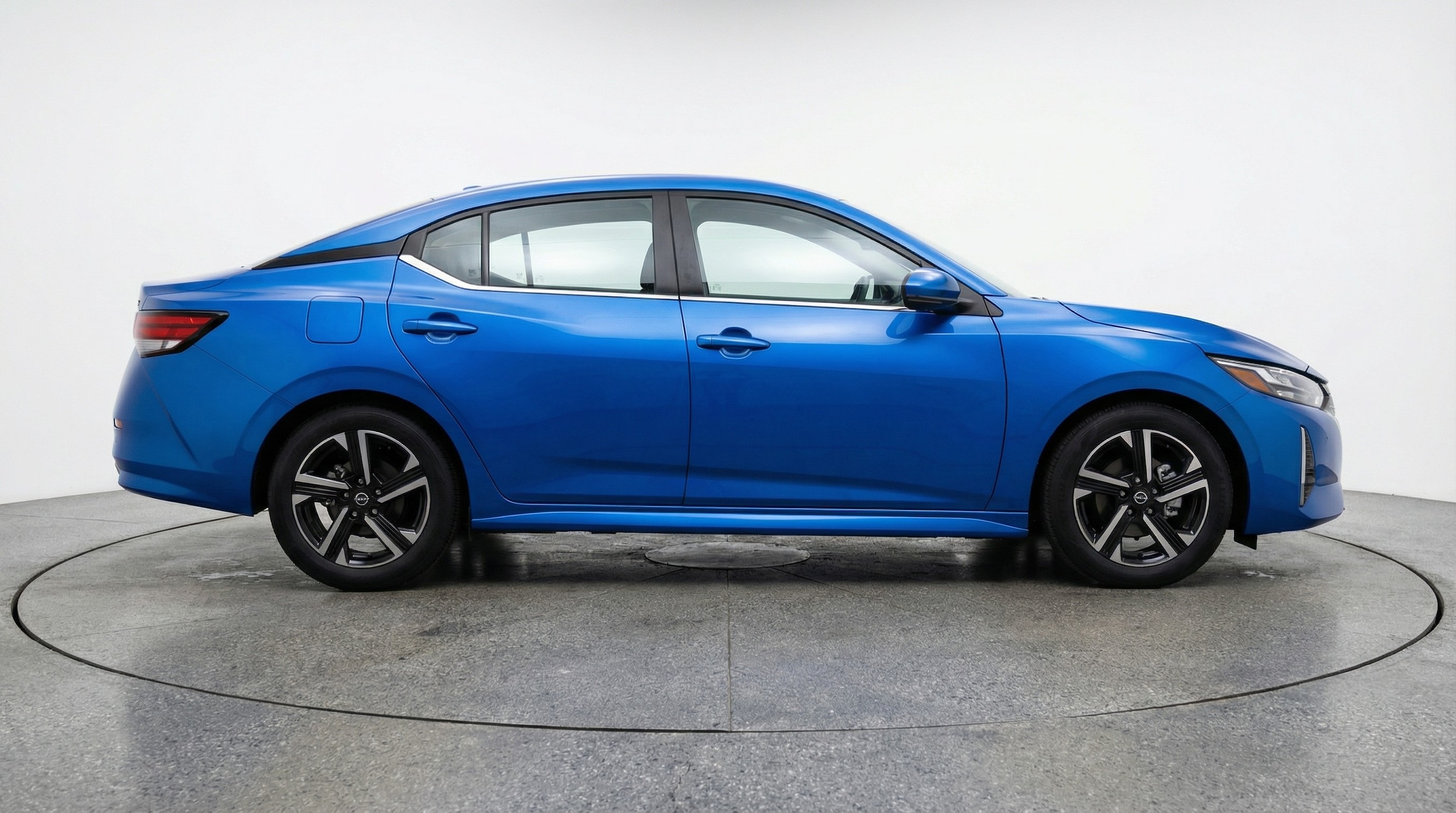 Thumbnail: 2025 Nissan Sentra - 8