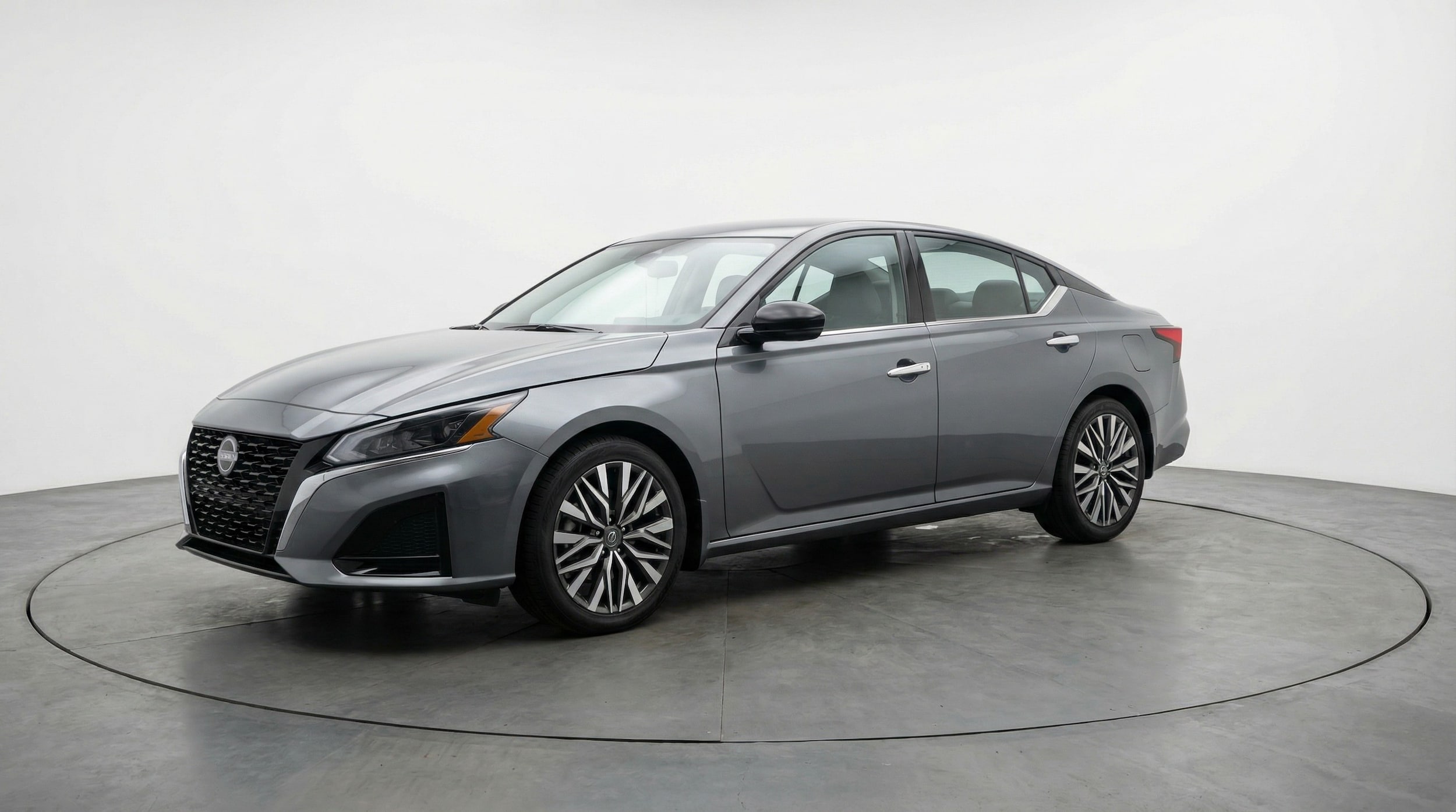 Thumbnail: 2025 Nissan Altima - 3