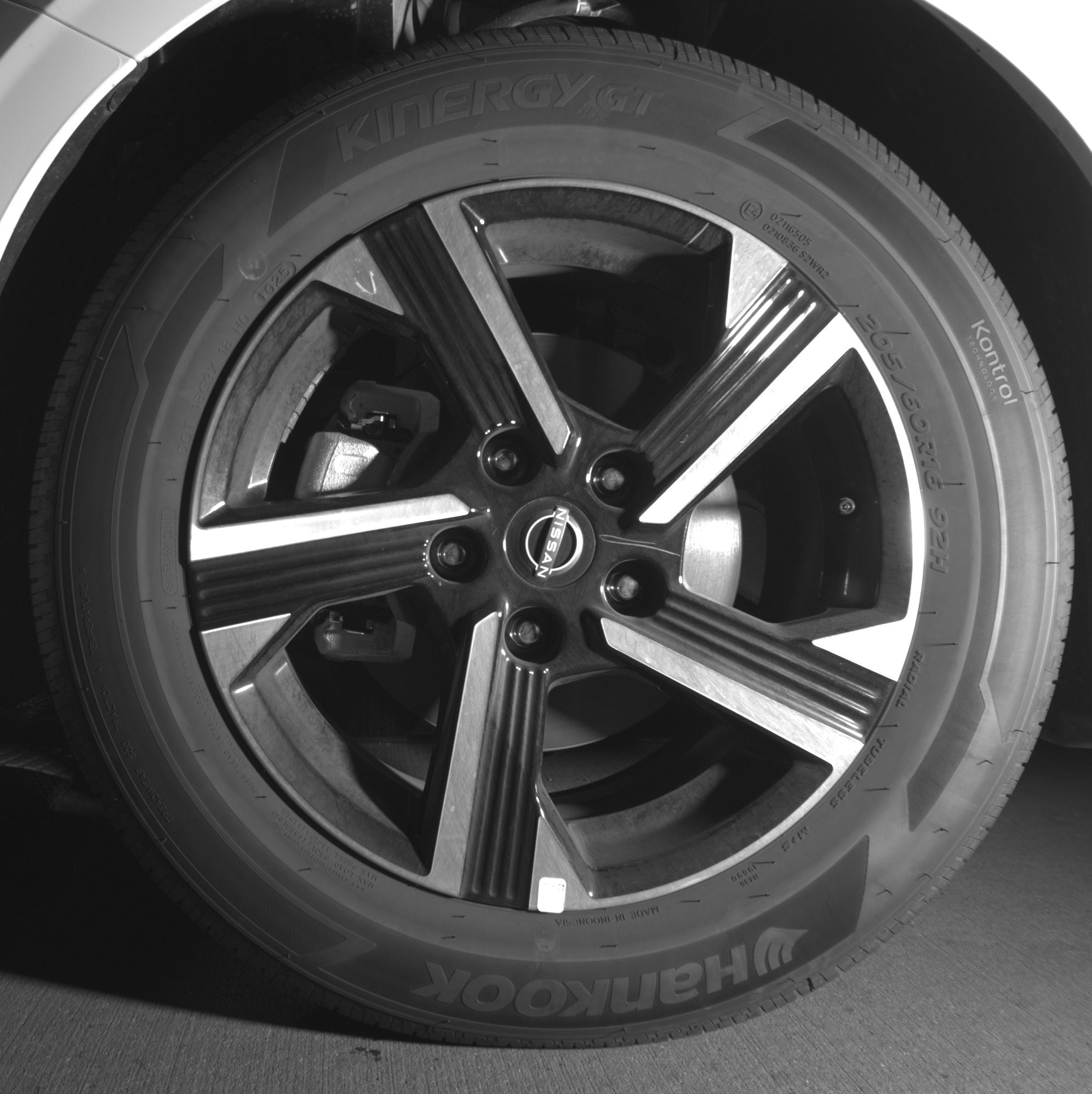 Thumbnail: 2025 Nissan Sentra - 9