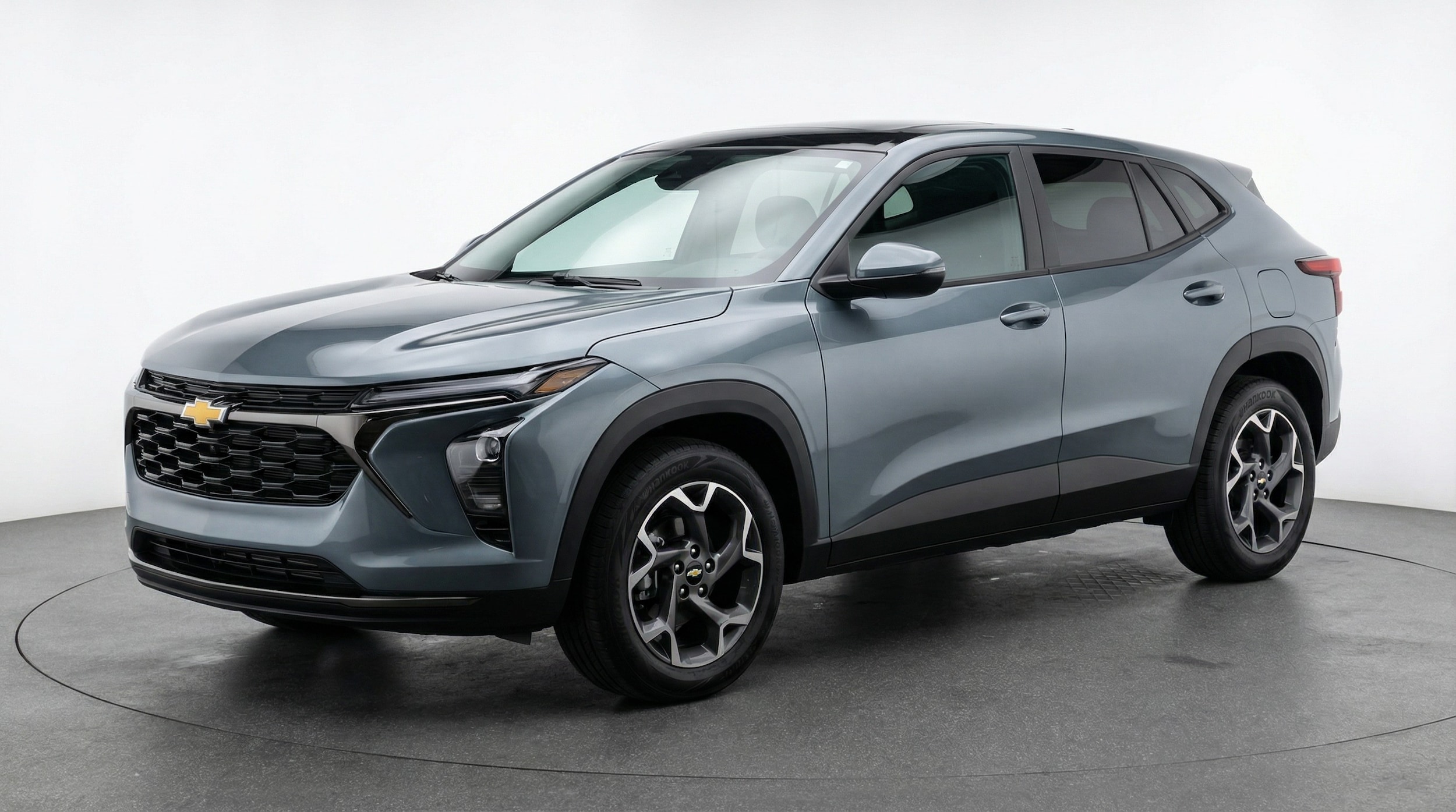 Thumbnail: 2025 Chevrolet Trax - 3