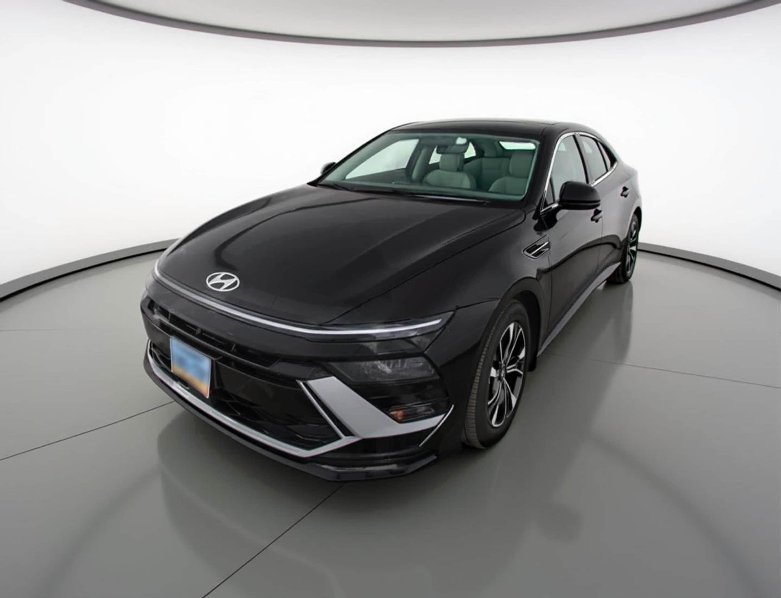 Thumbnail: 2025 Hyundai Sonata - 3