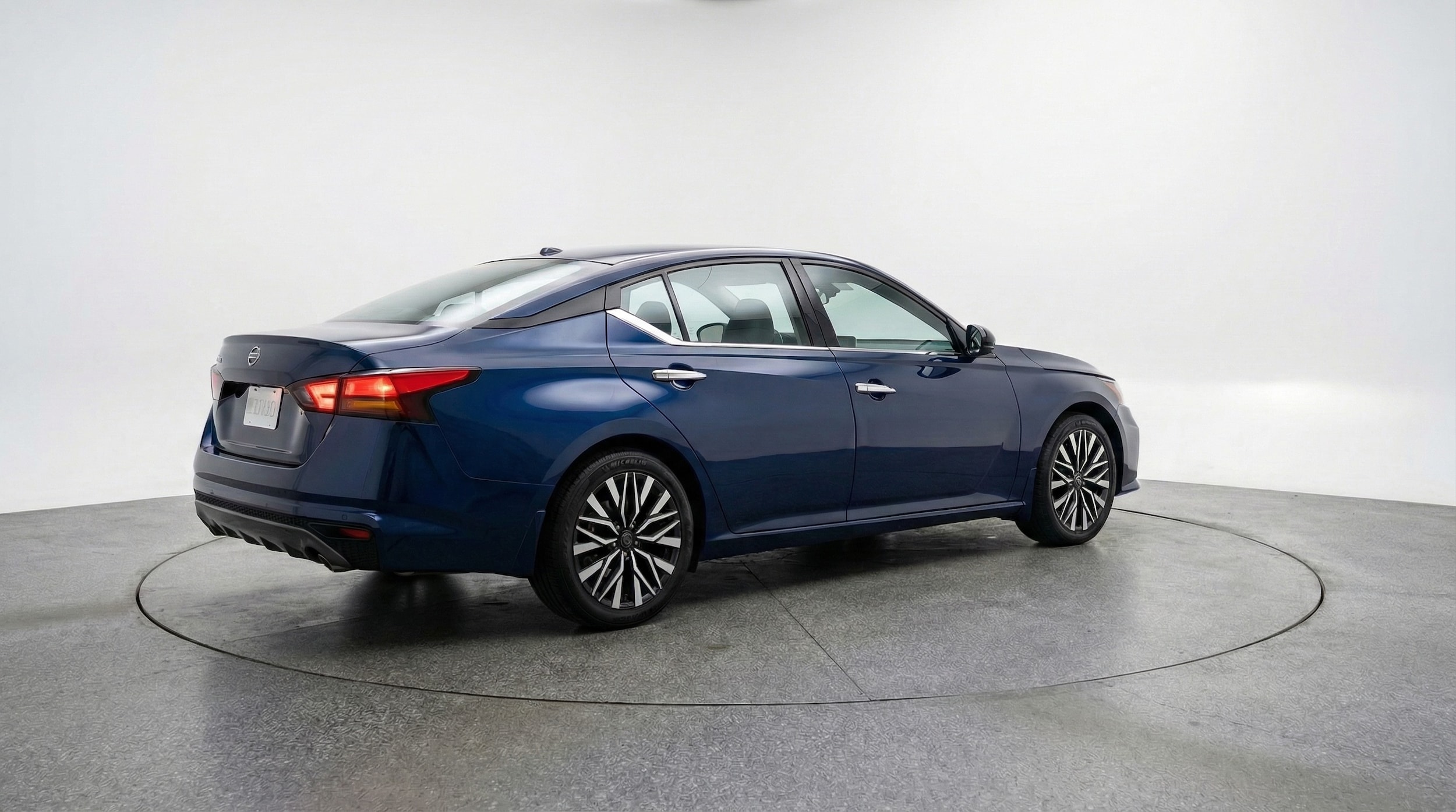 Thumbnail: 2025 Nissan Altima - 7