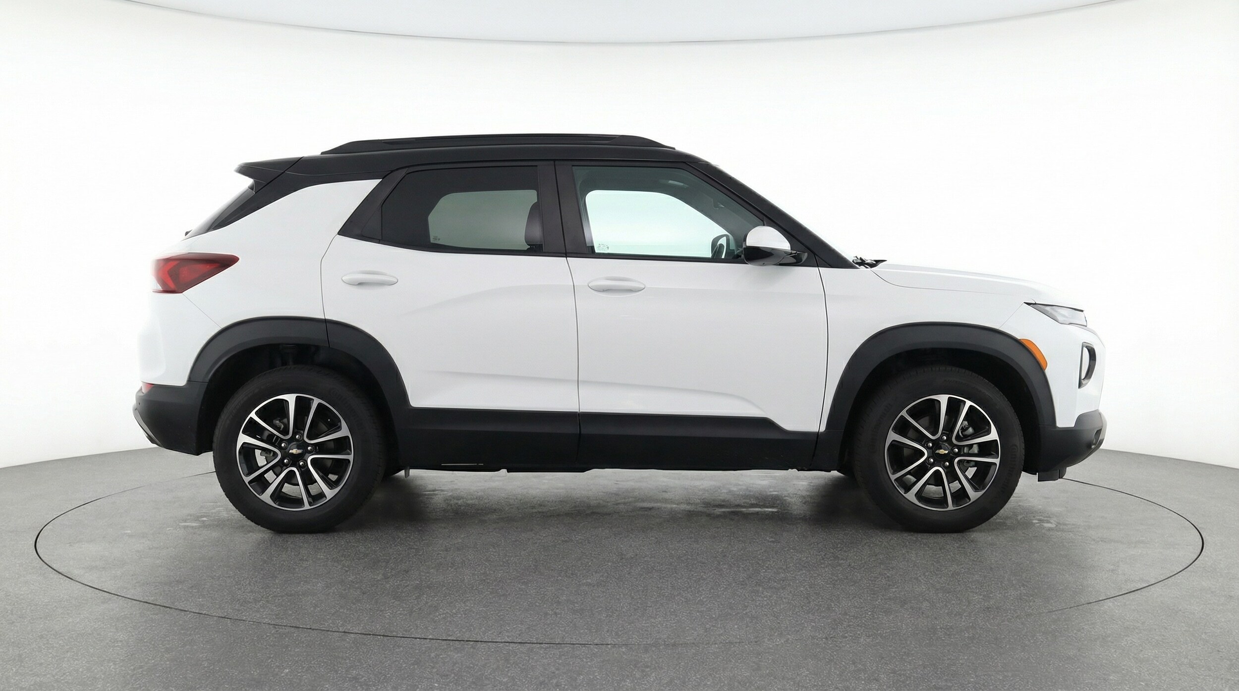 Thumbnail: 2025 Chevrolet TrailBlazer - 8