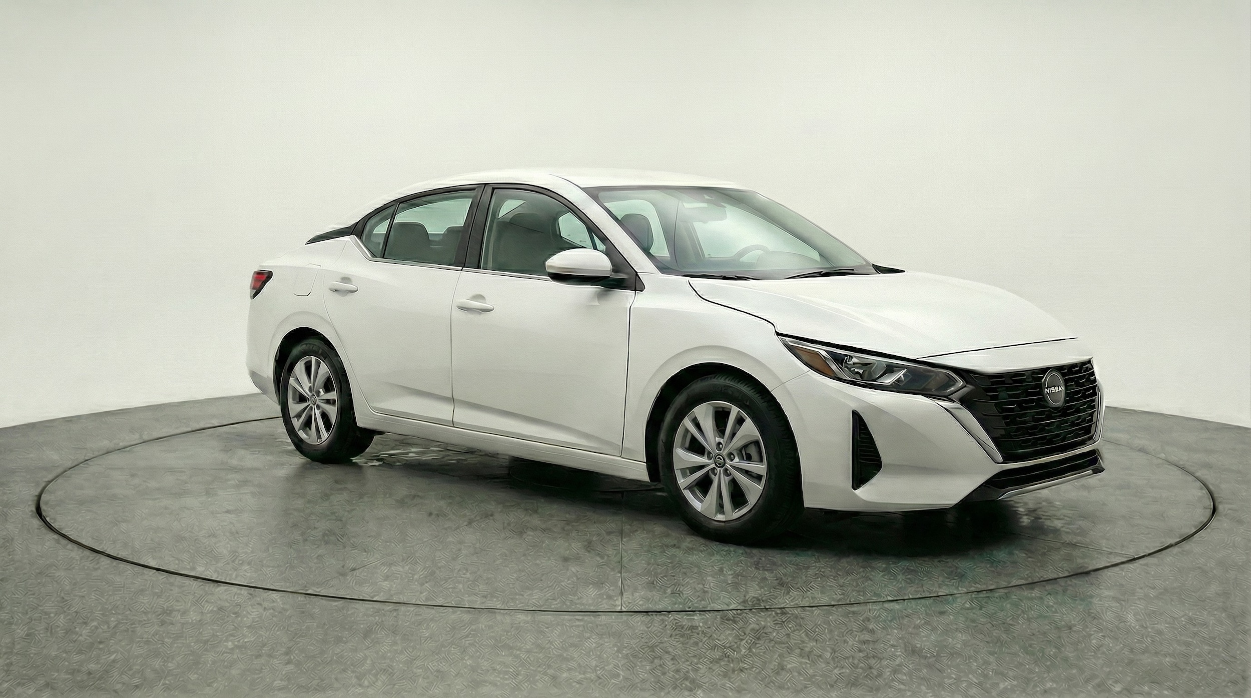 Thumbnail: 2025 Nissan Sentra - 1