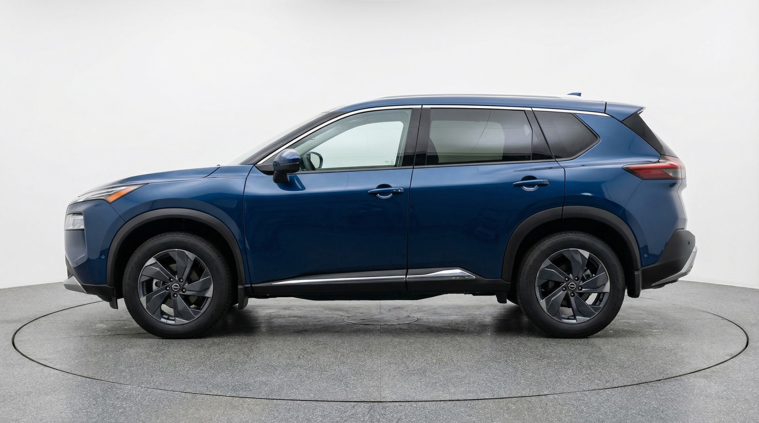 Thumbnail: 2025 Nissan Rogue - 4