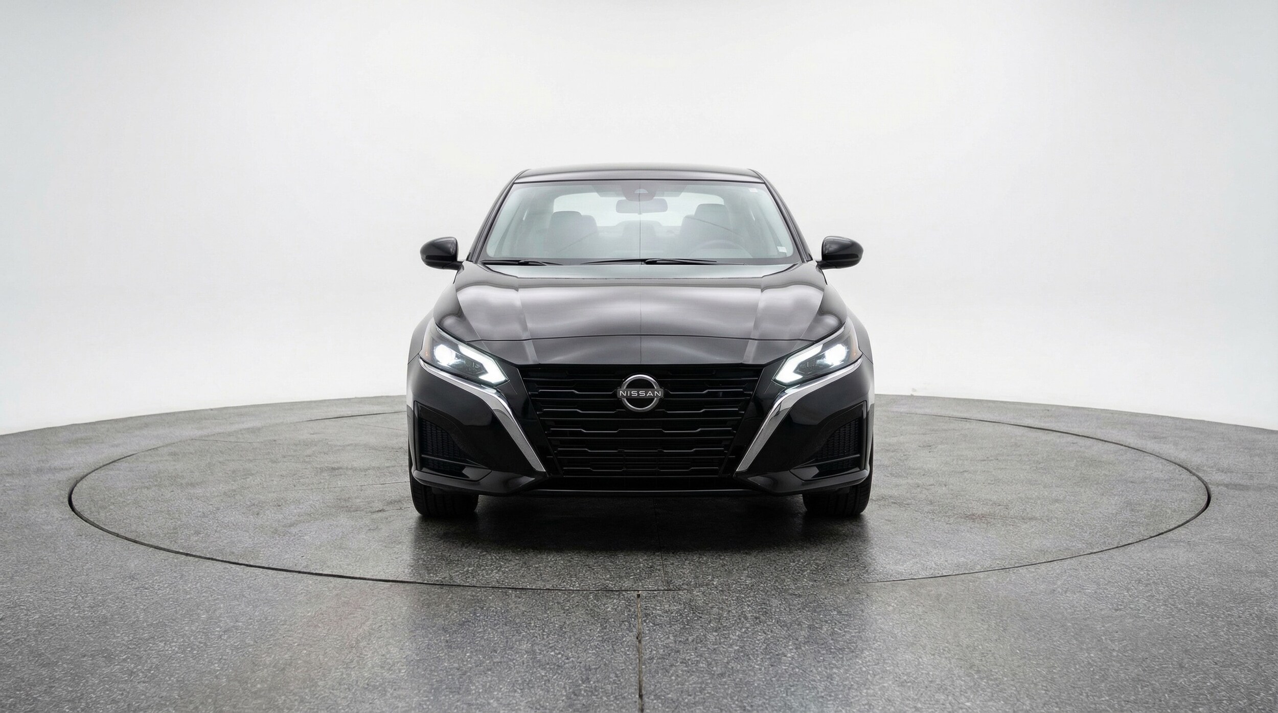 Thumbnail: 2025 Nissan Altima - 2