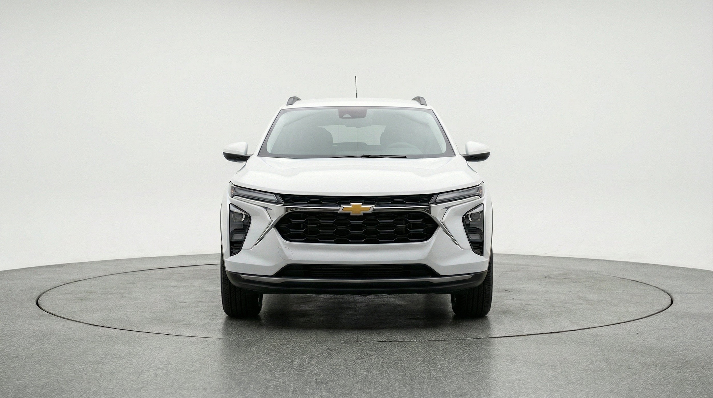 Thumbnail: 2025 Chevrolet Trax - 2