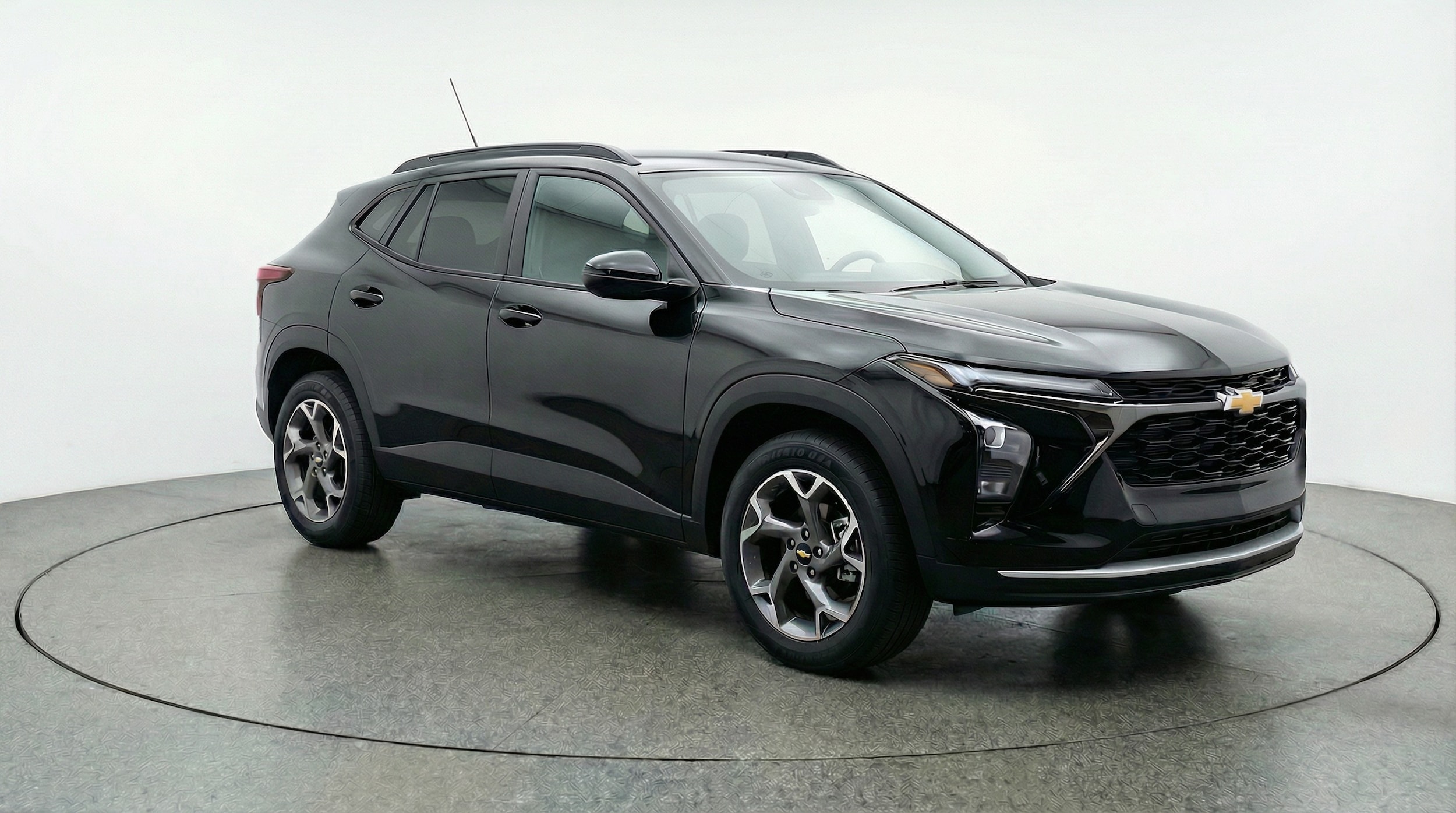 Thumbnail: 2025 Chevrolet Trax - 1