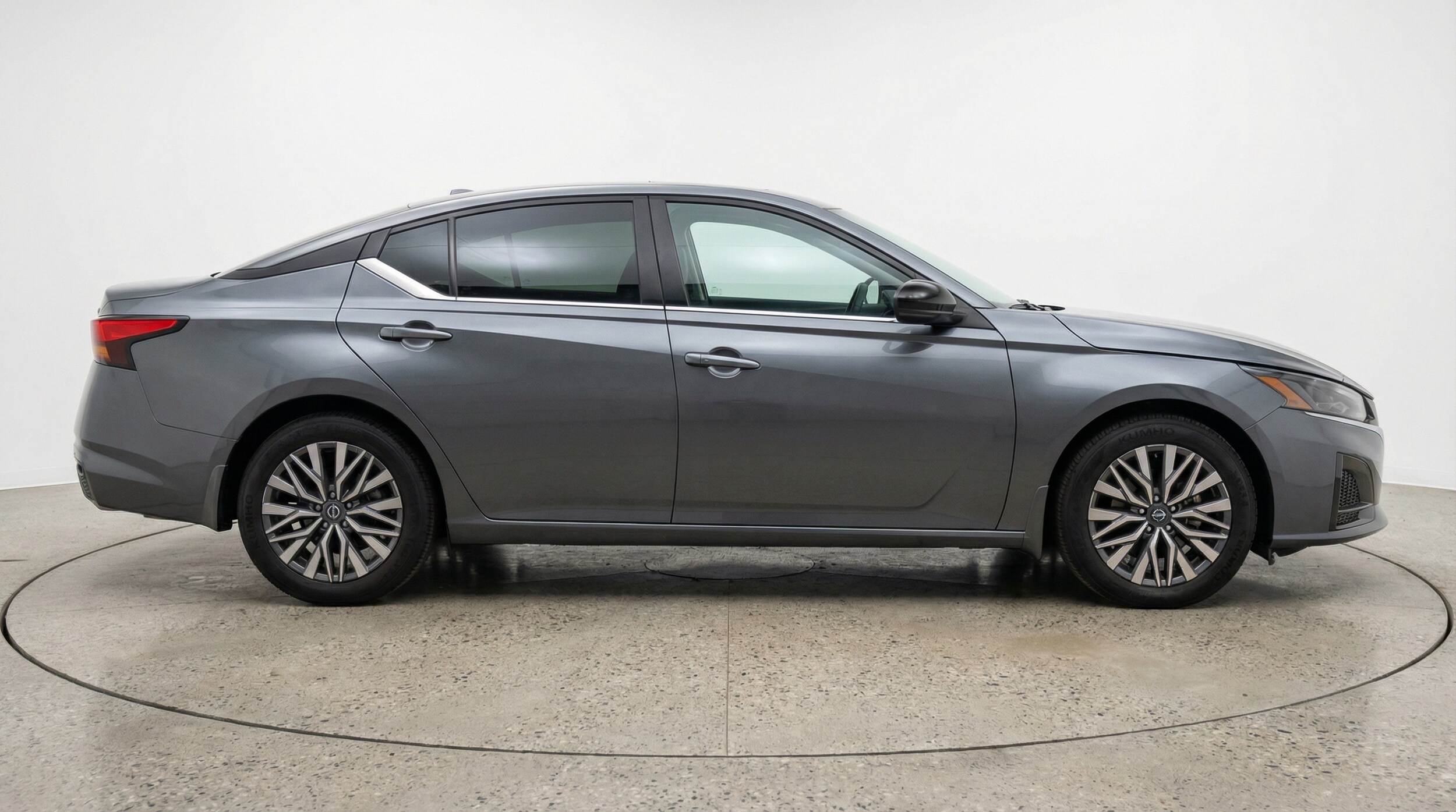 Thumbnail: 2025 Nissan Altima - 8