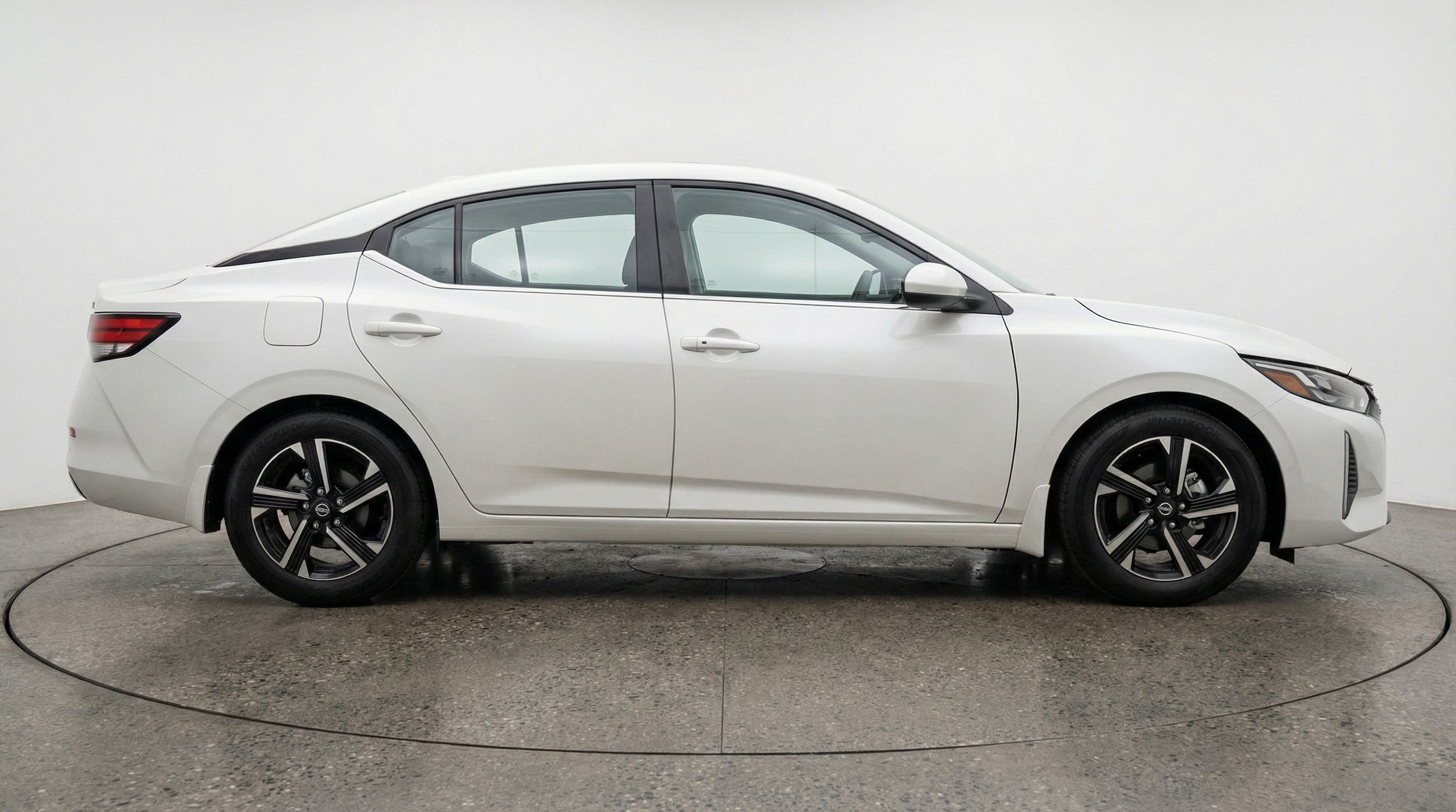 Thumbnail: 2025 Nissan Sentra - 8