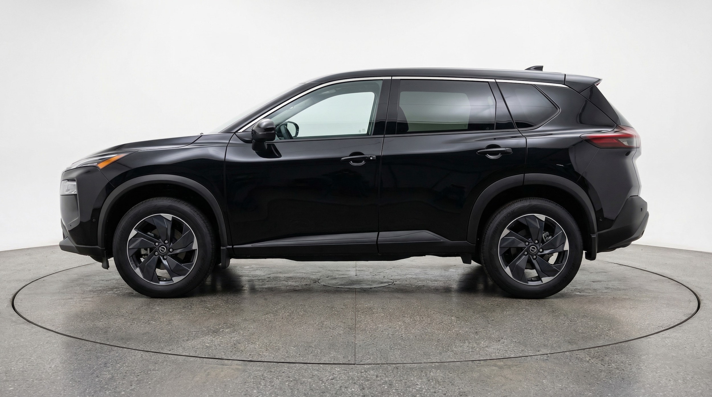 Thumbnail: 2025 Nissan Rogue - 4