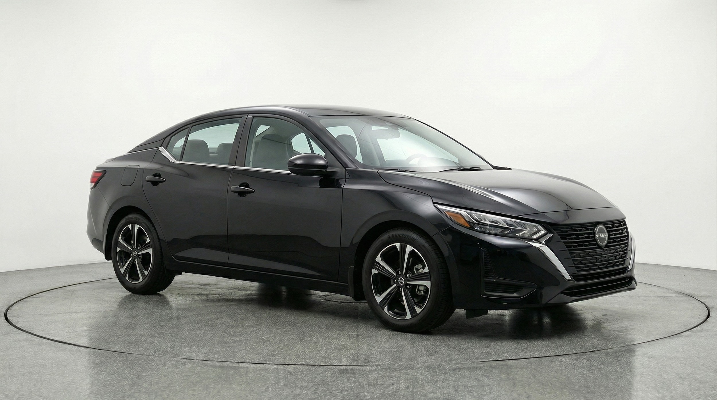 Thumbnail: 2025 Nissan Sentra - 1