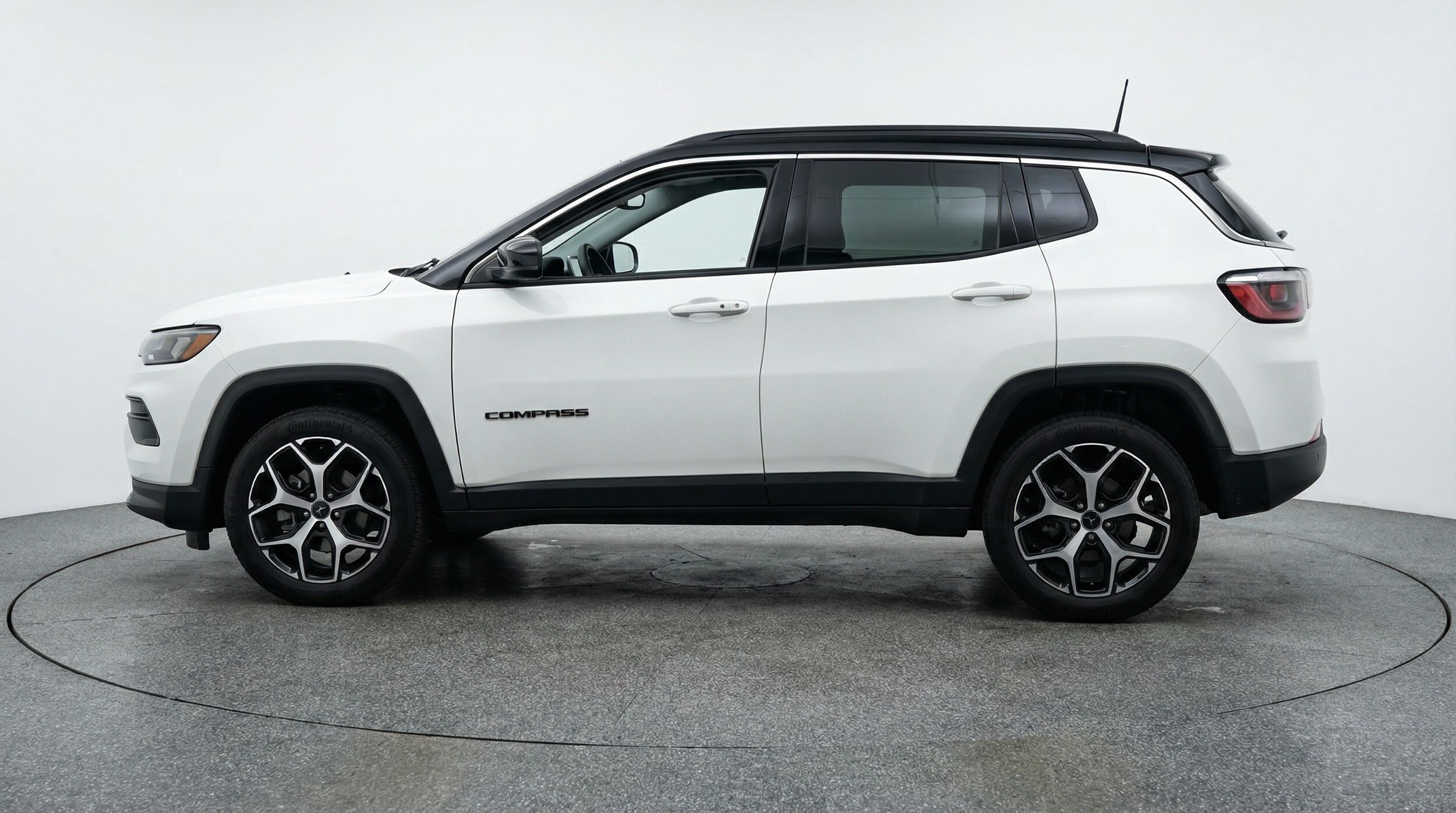 Thumbnail: 2025 Jeep Compass - 4