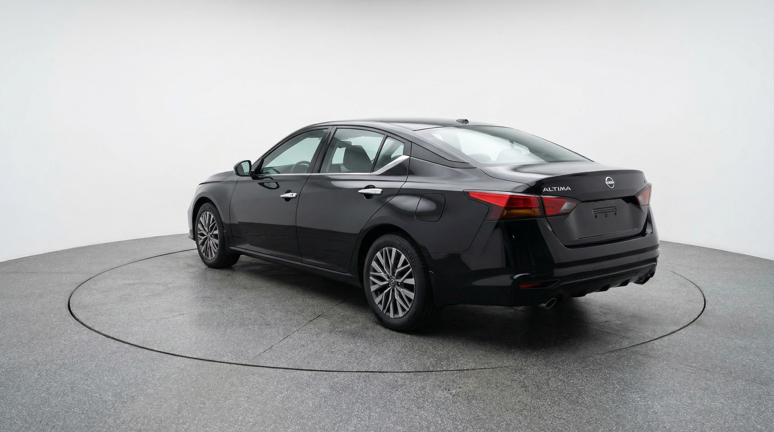 Thumbnail: 2025 Nissan Altima - 5