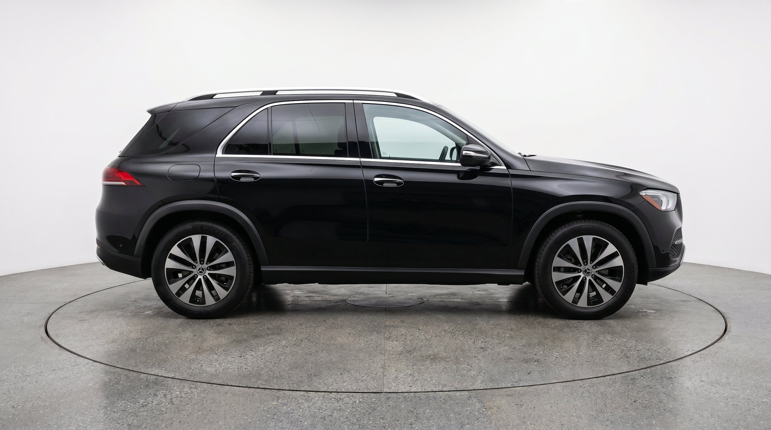 Thumbnail: 2026 Mercedes-Benz GLE - 11