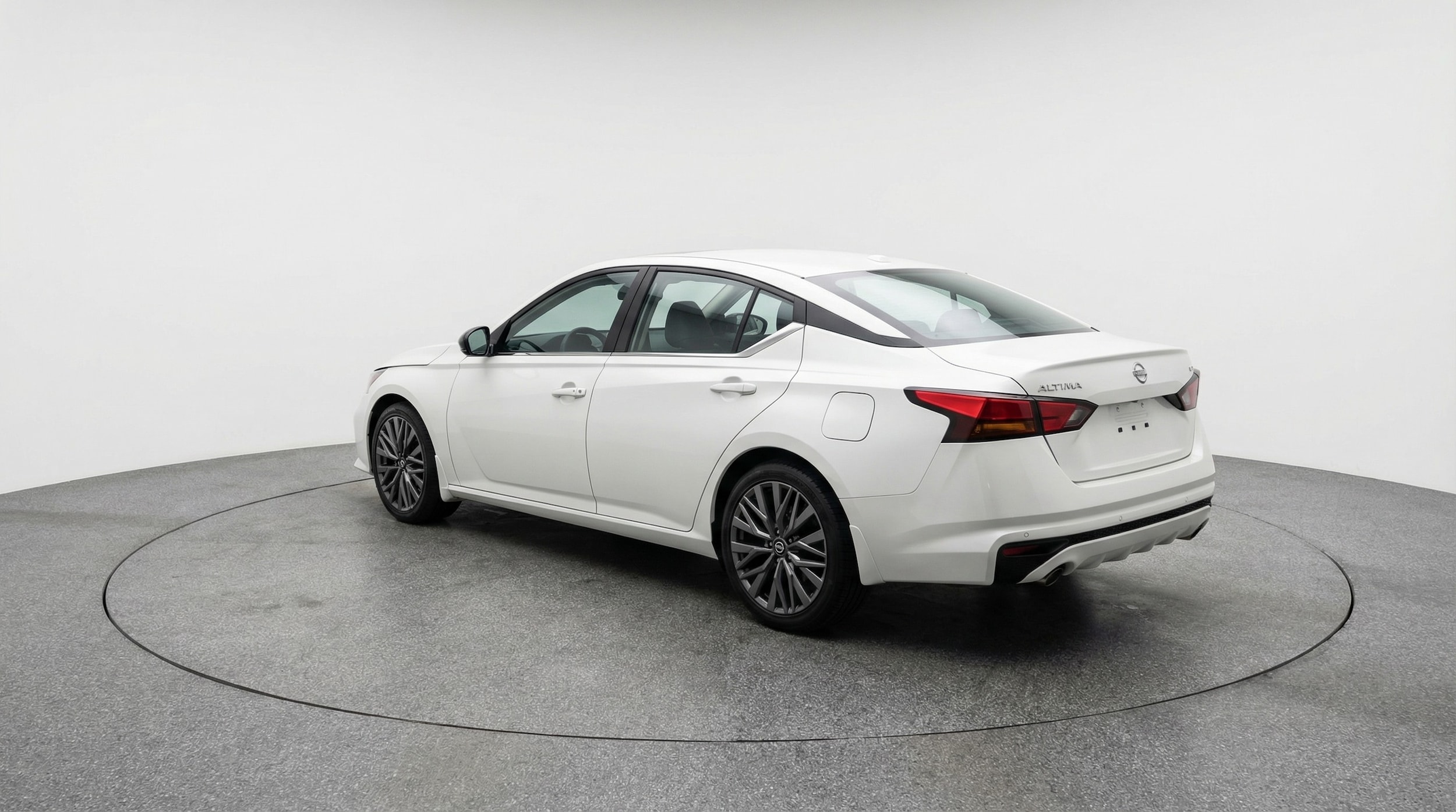 Thumbnail: 2025 Nissan Altima - 5