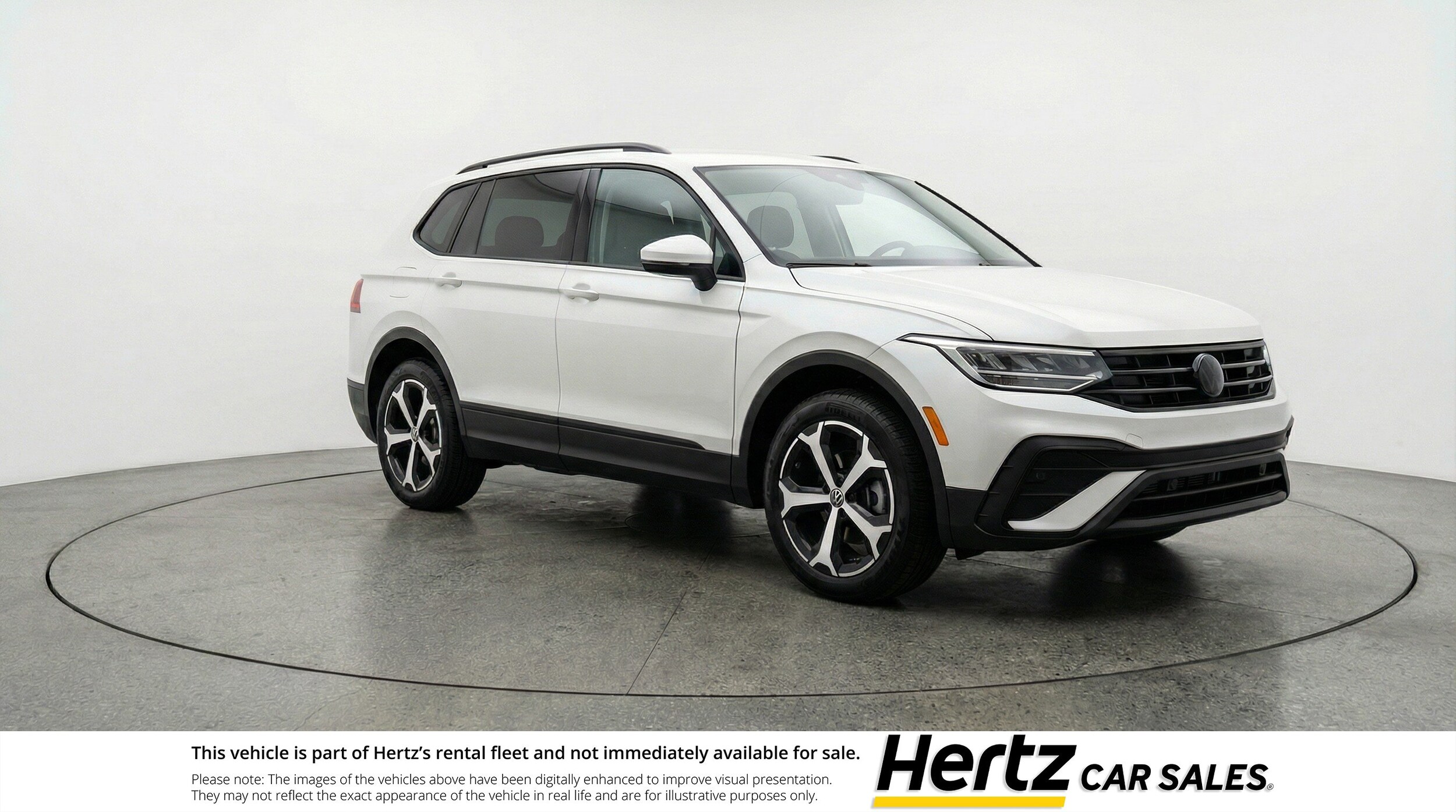 Thumbnail: 2026 Volkswagen Tiguan - 1
