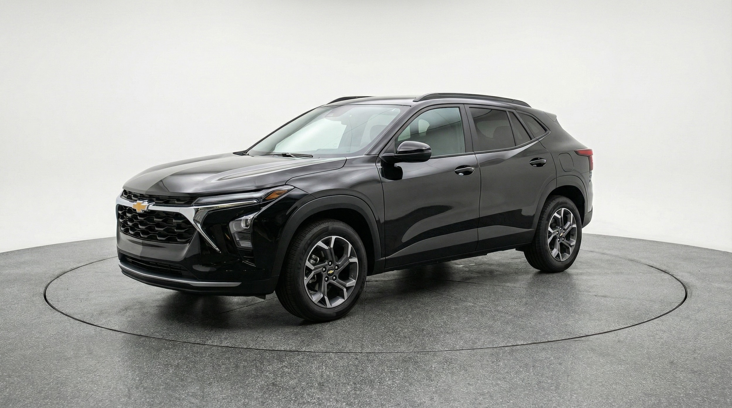 Thumbnail: 2025 Chevrolet Trax - 3